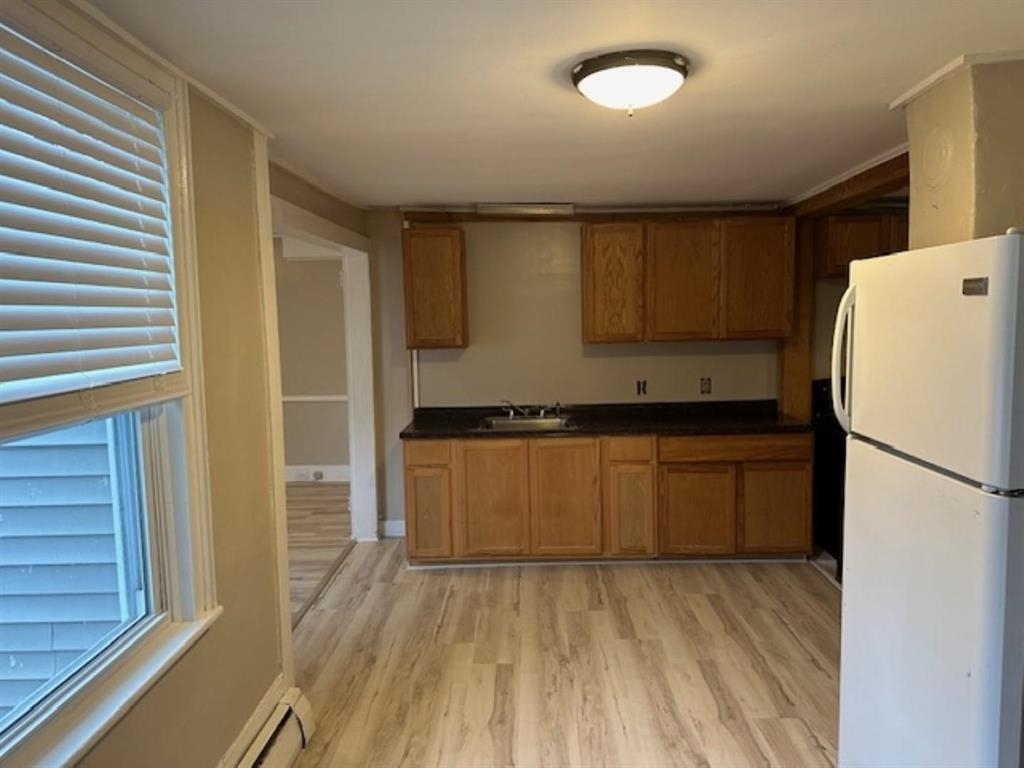 5 Central Square Property Photo 59