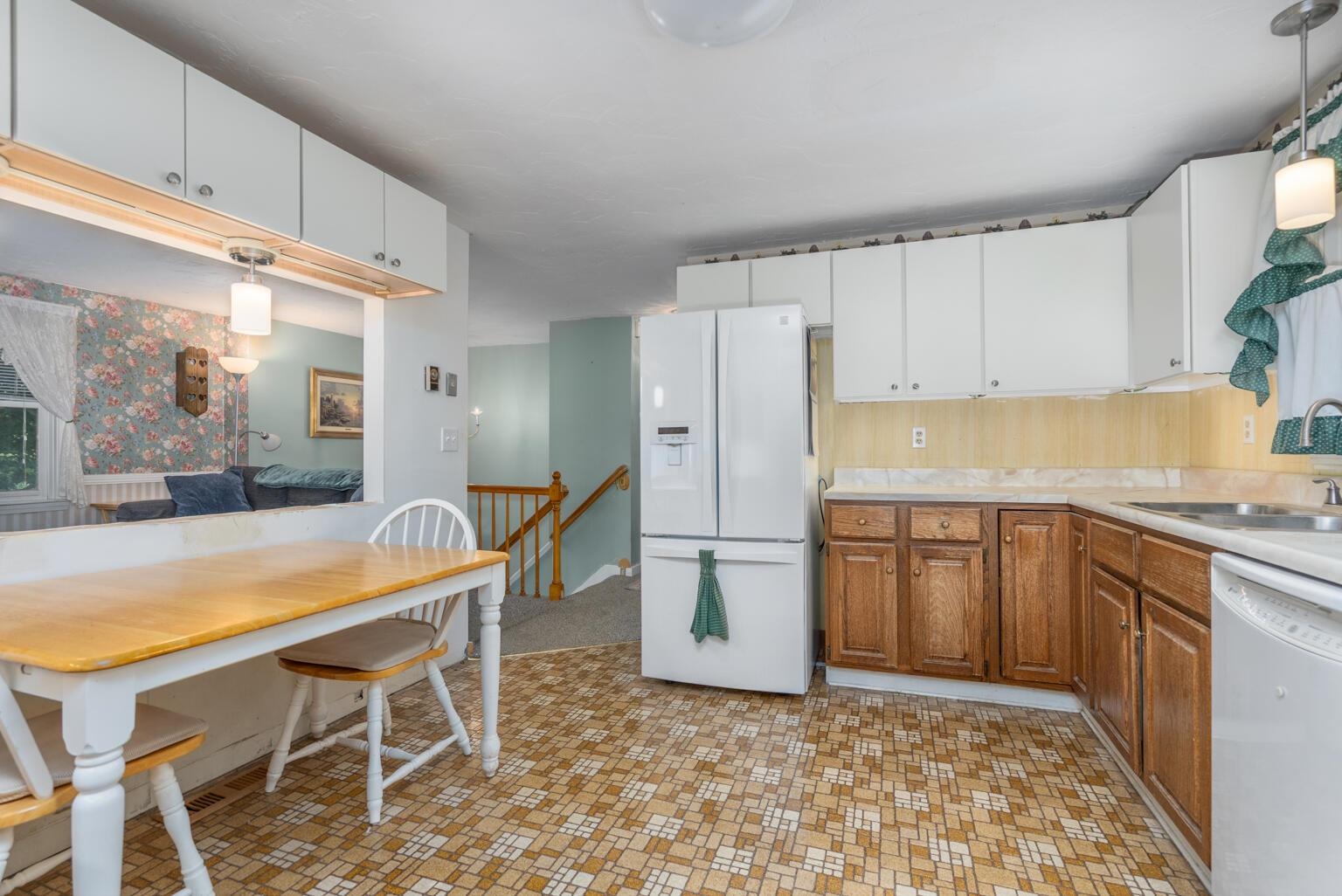 7 Woods Drive Property Photo 4
