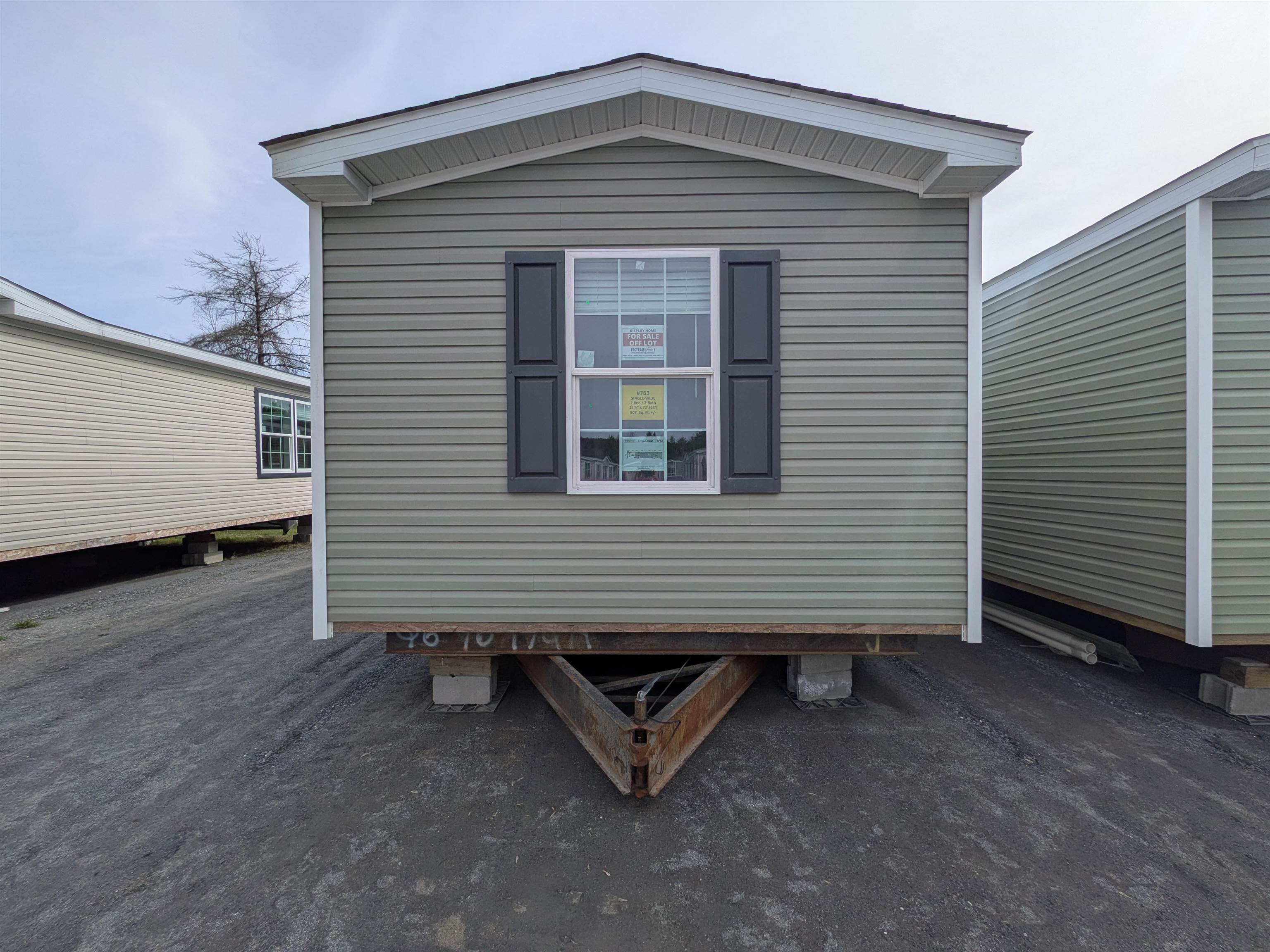 2112 River Road Property Photo 1