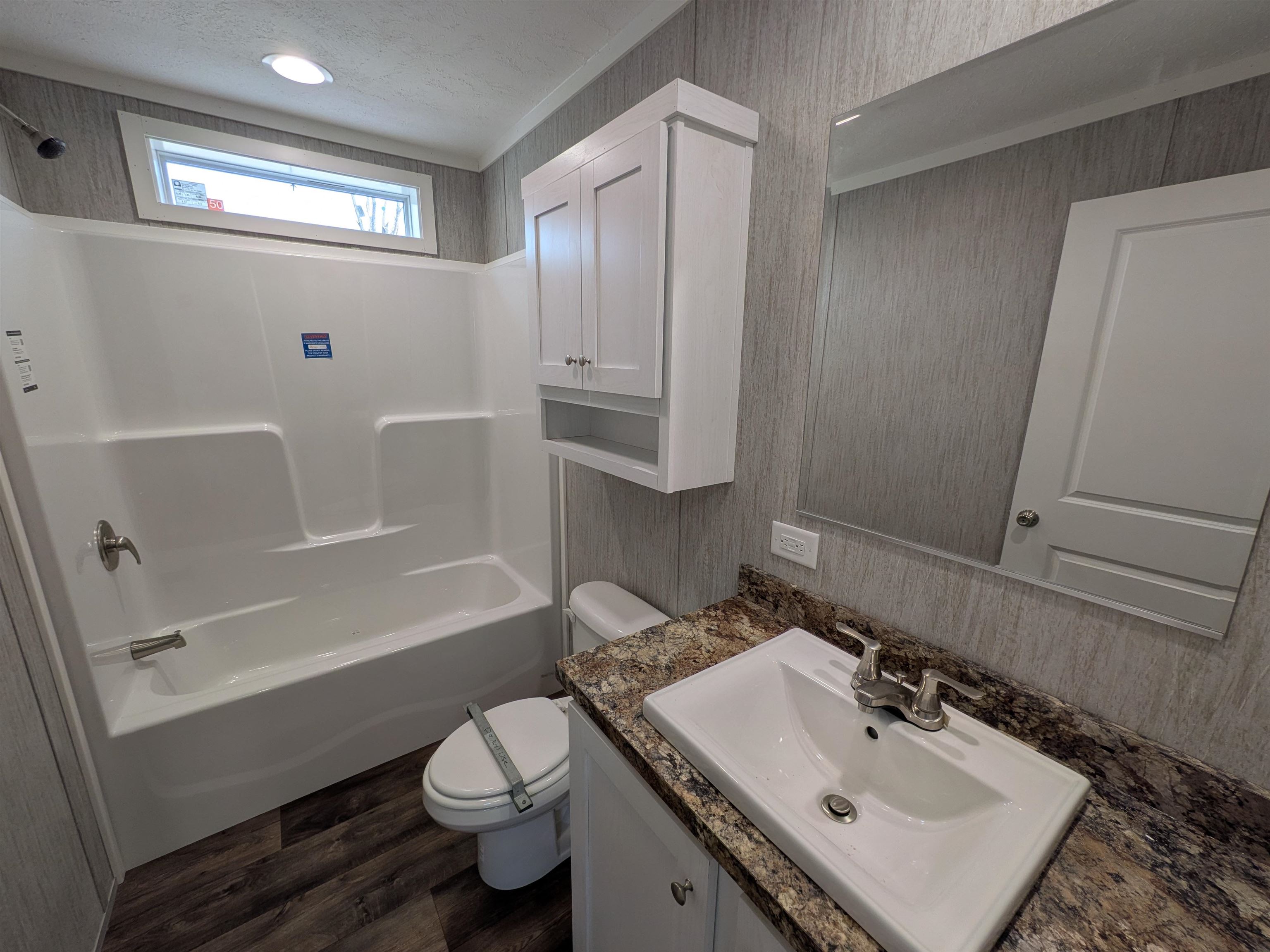 2112 River Road Property Photo 4