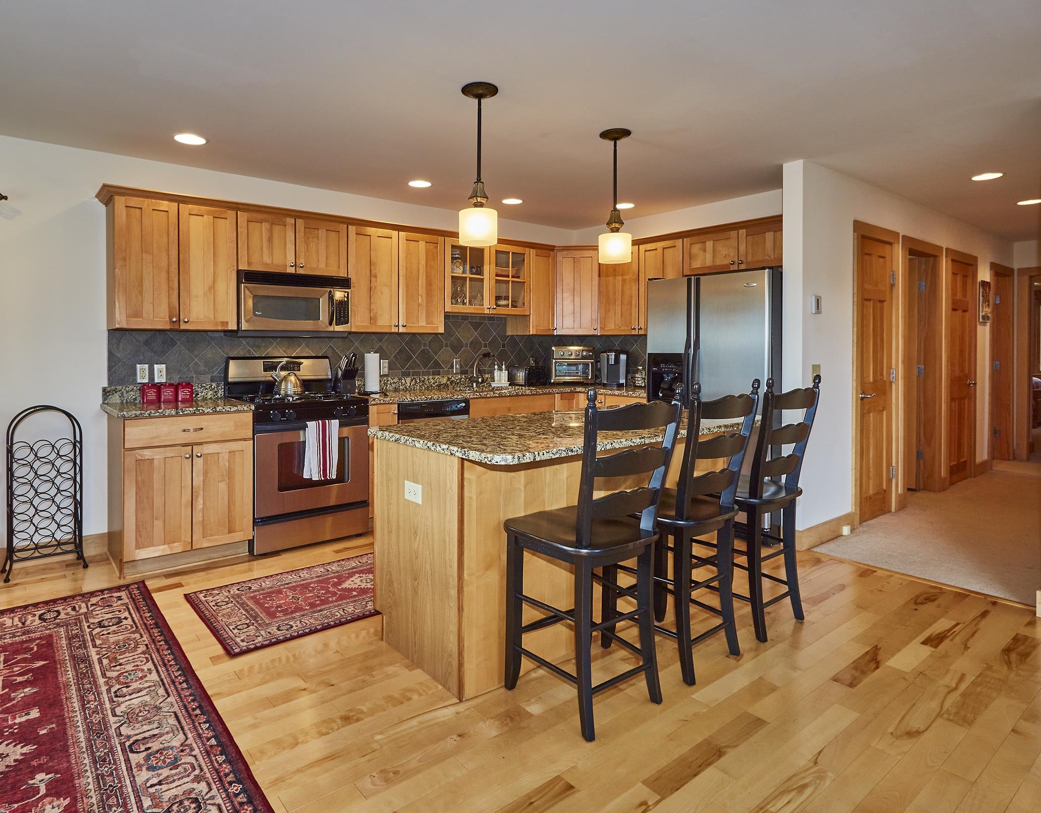 26 Highlands Avenue Property Photo 8