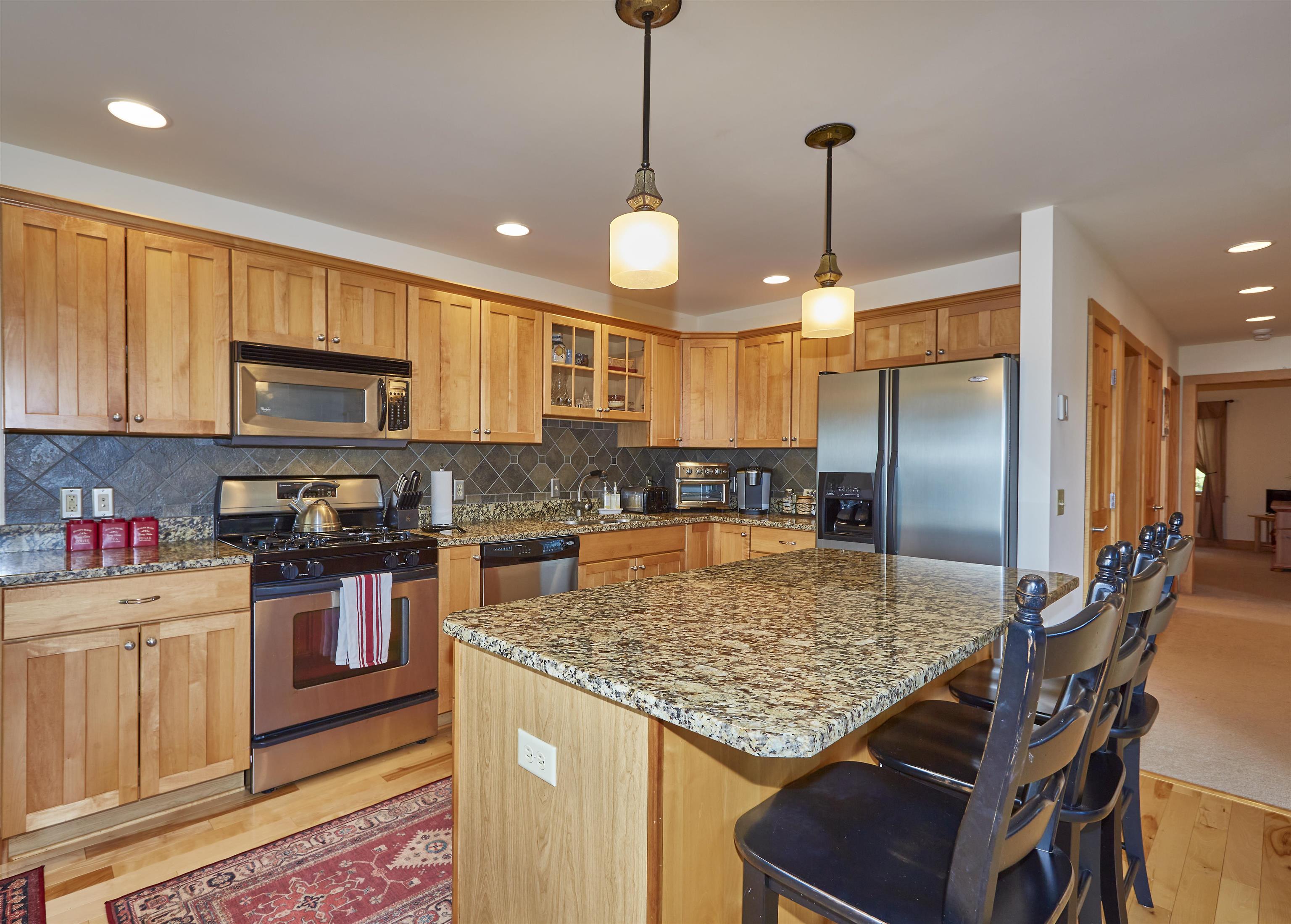26 Highlands Avenue Property Photo 9