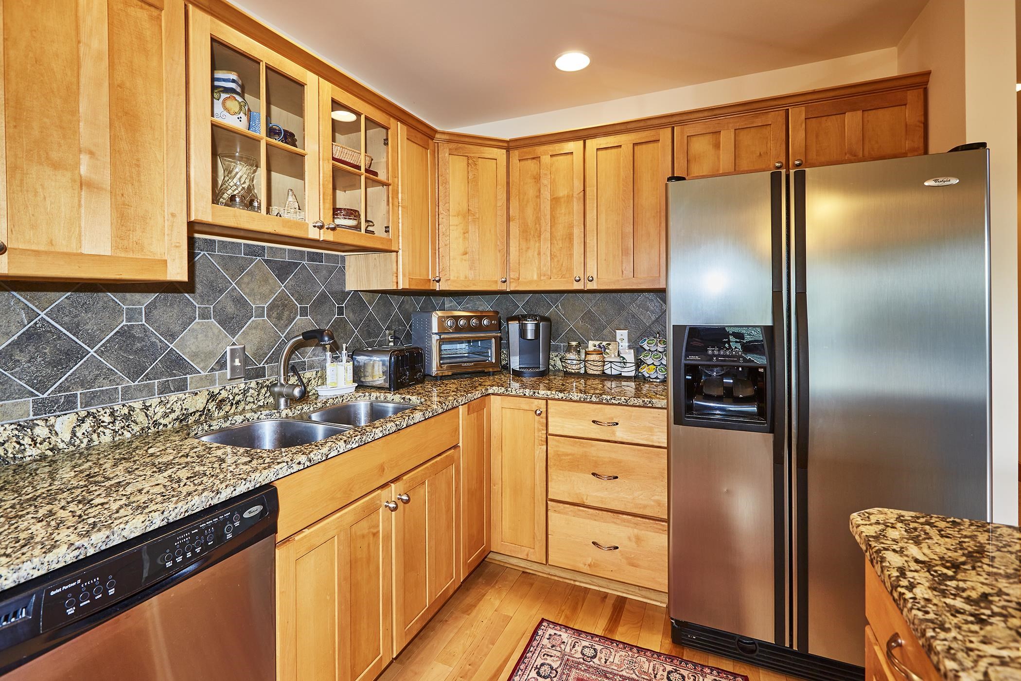 26 Highlands Avenue Property Photo 10