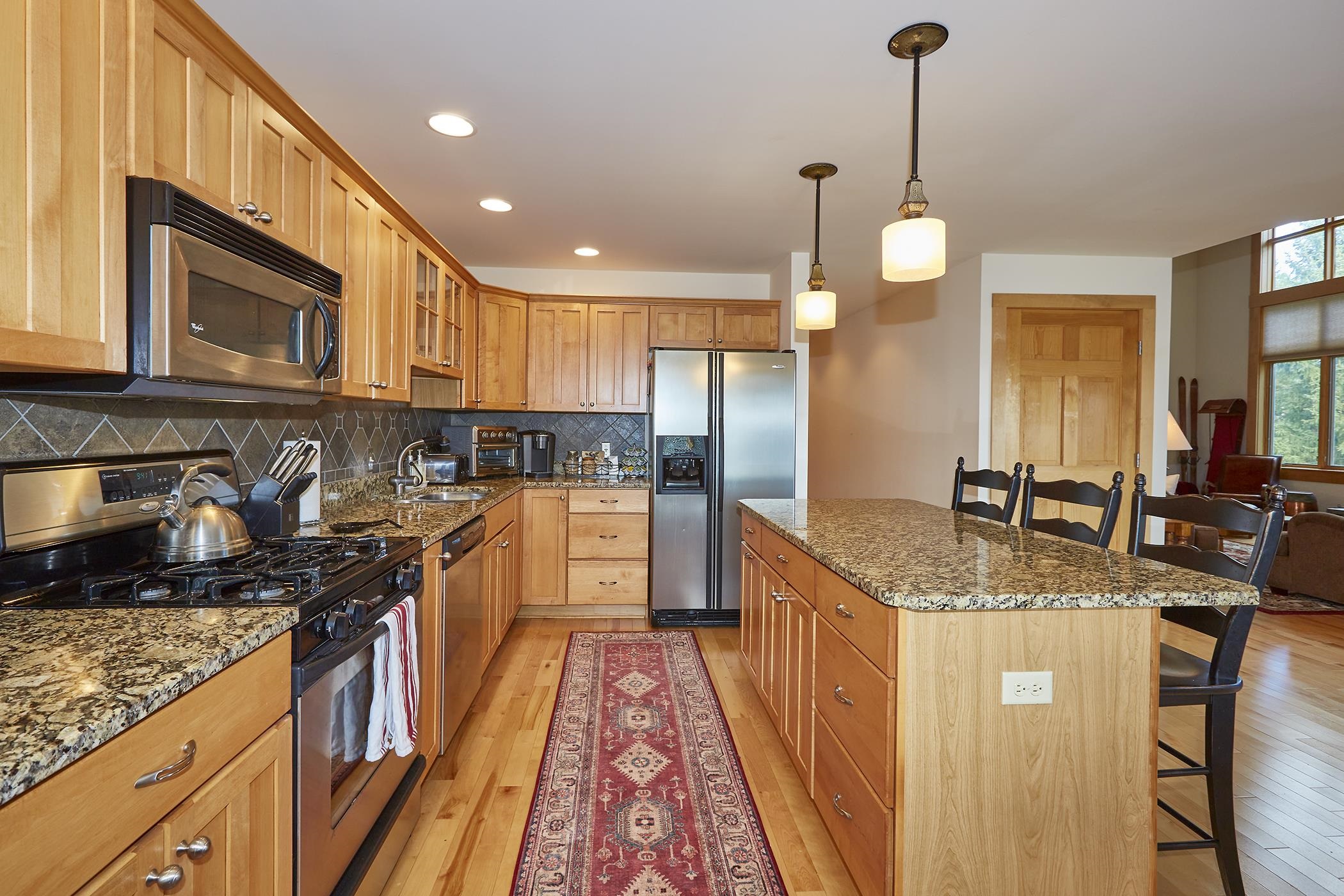 26 Highlands Avenue Property Photo 11