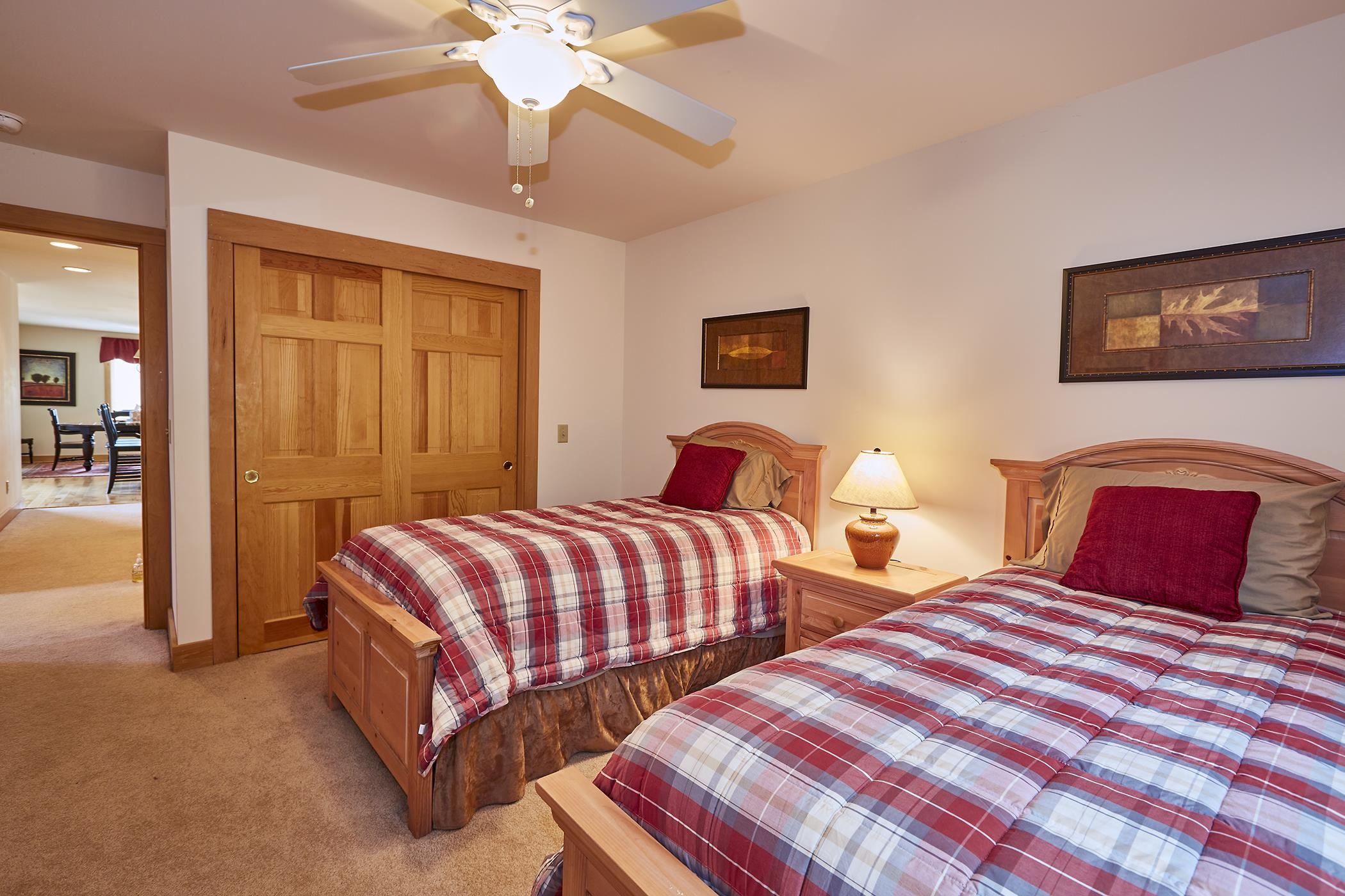 26 Highlands Avenue Property Photo 16