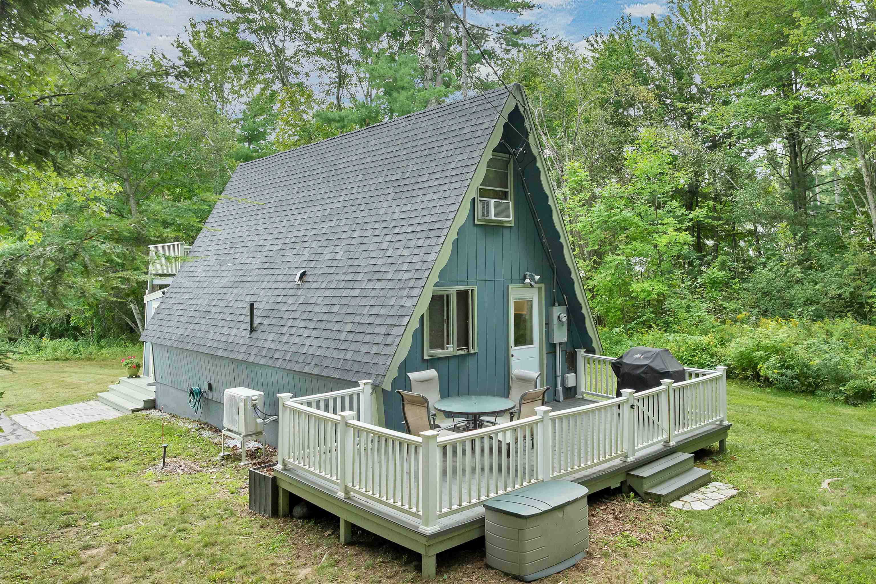 1 E Bluff Highlands Property Photo 2