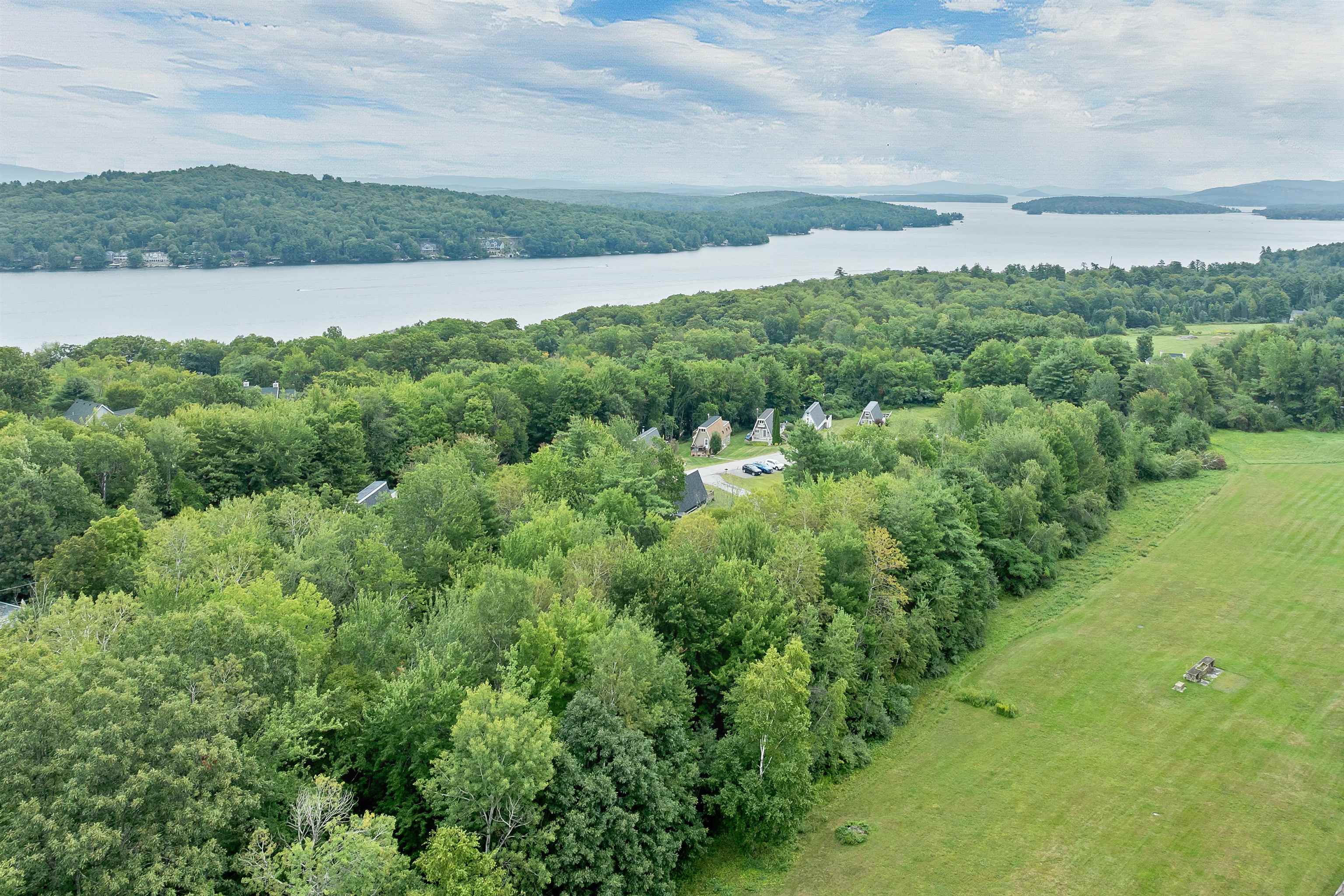 1 E Bluff Highlands Property Photo 3