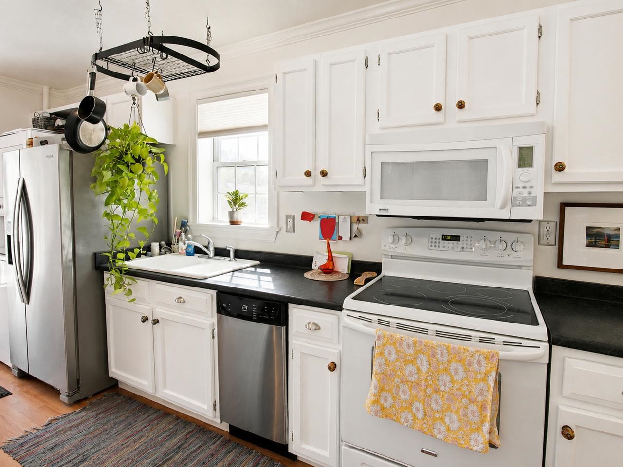 103 Maple Street Property Photo 4