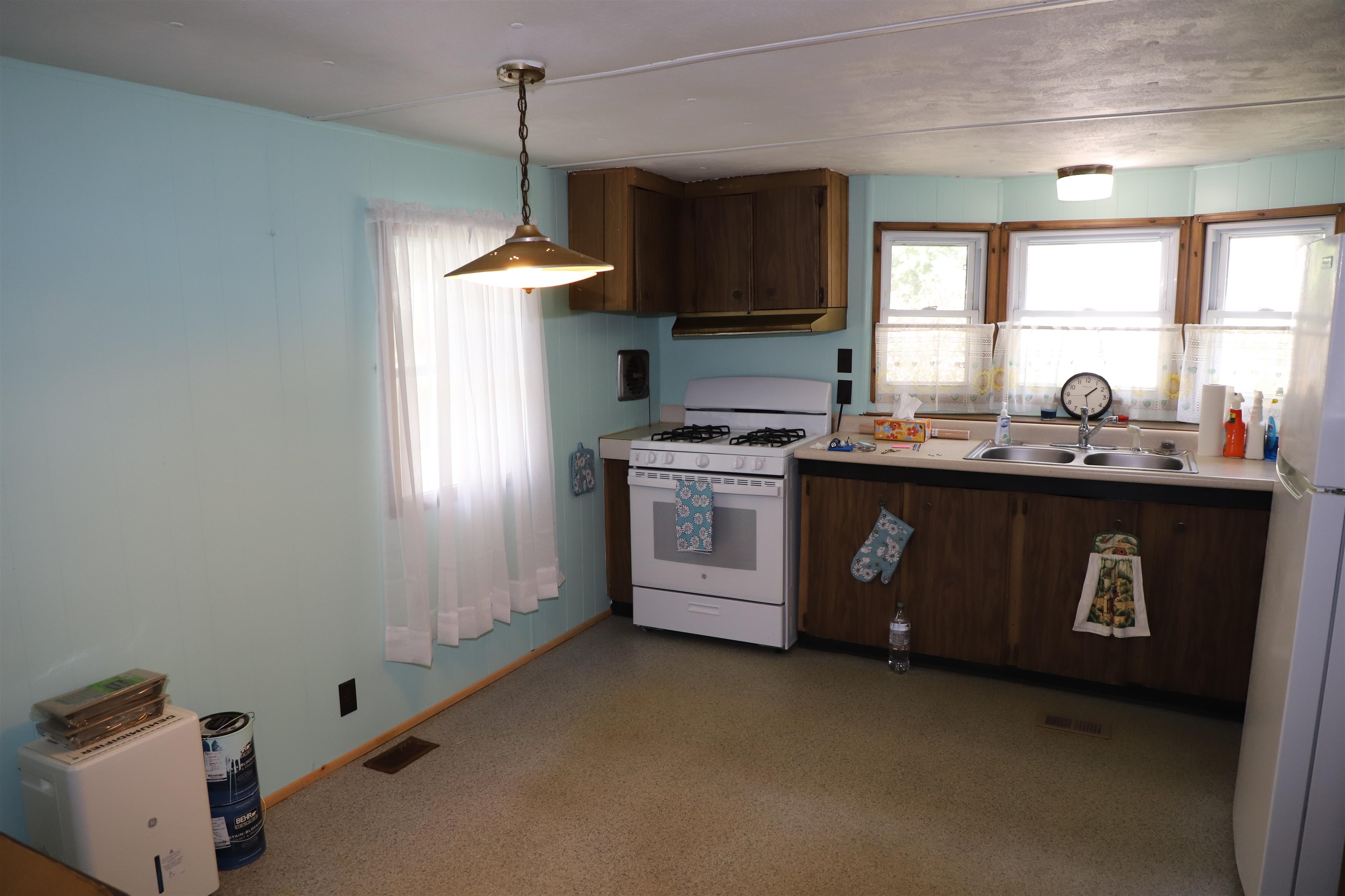 11 Crescent Drive Property Photo 5