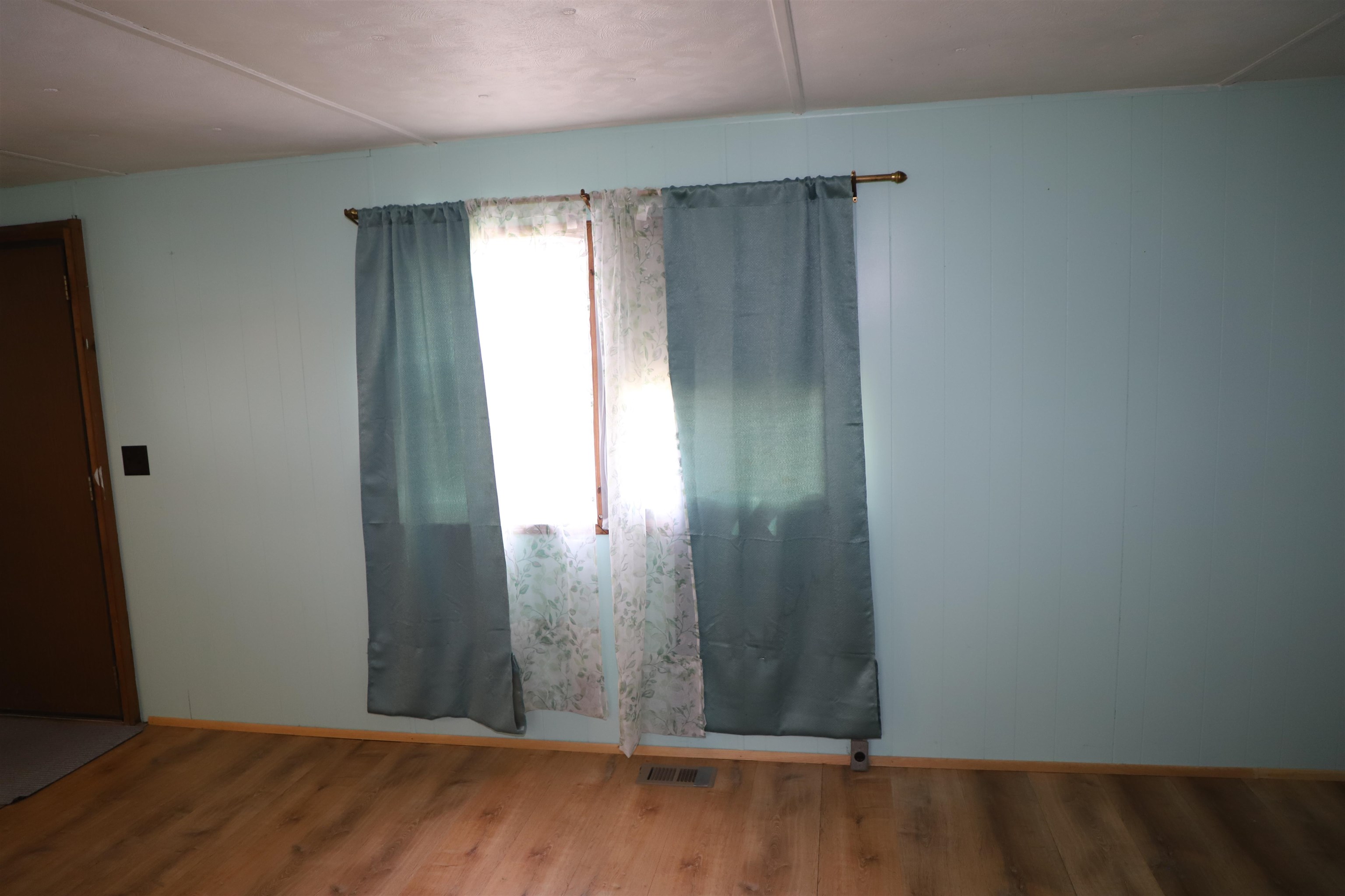 11 Crescent Drive Property Photo 15