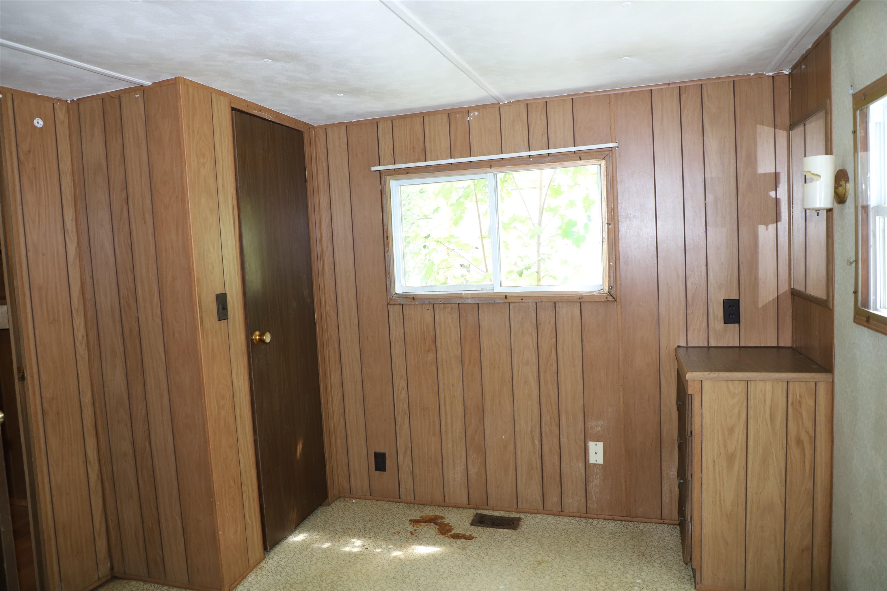 11 Crescent Drive Property Photo 17