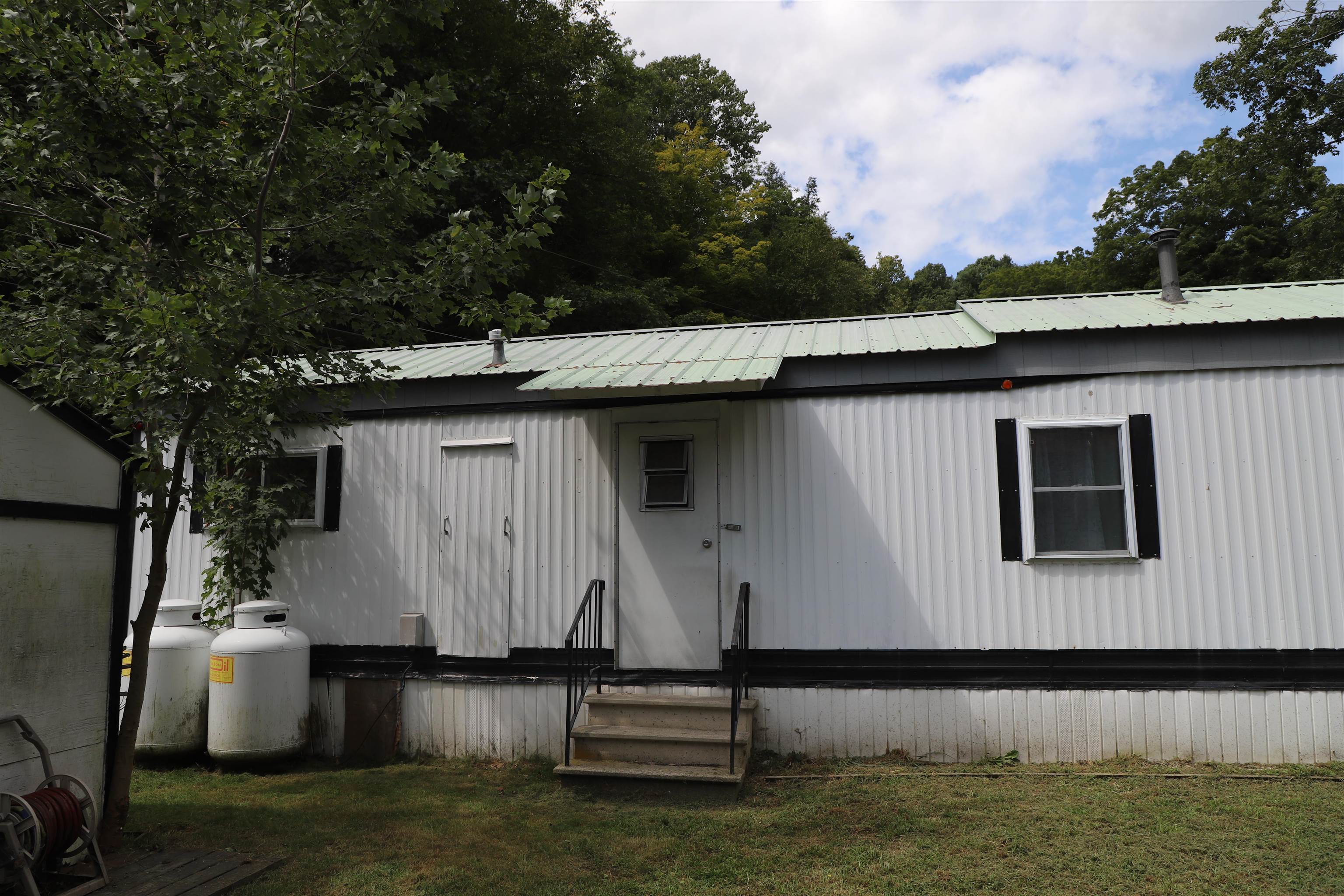 11 Crescent Drive Property Photo 28