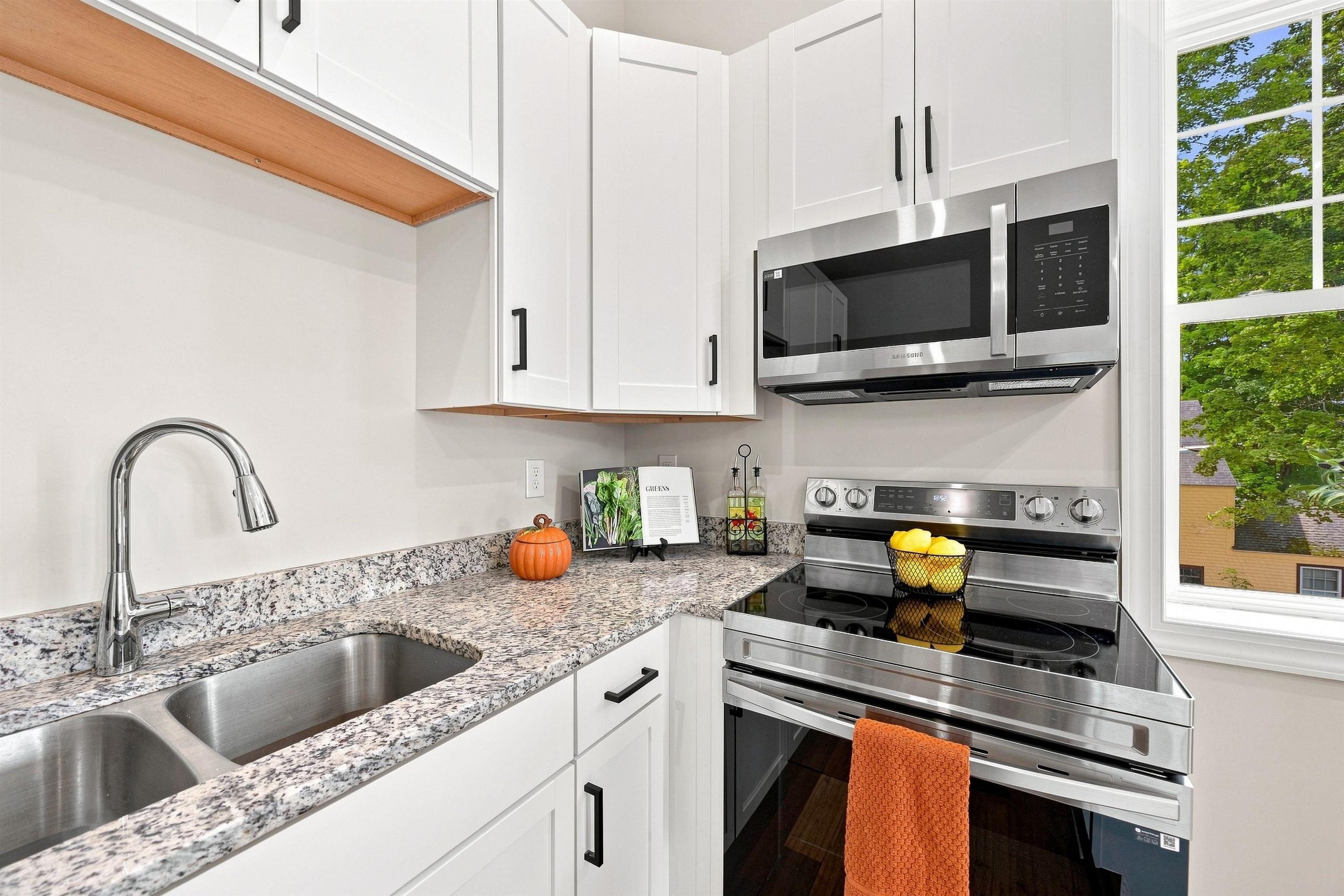 12 Cross Street Property Photo 14