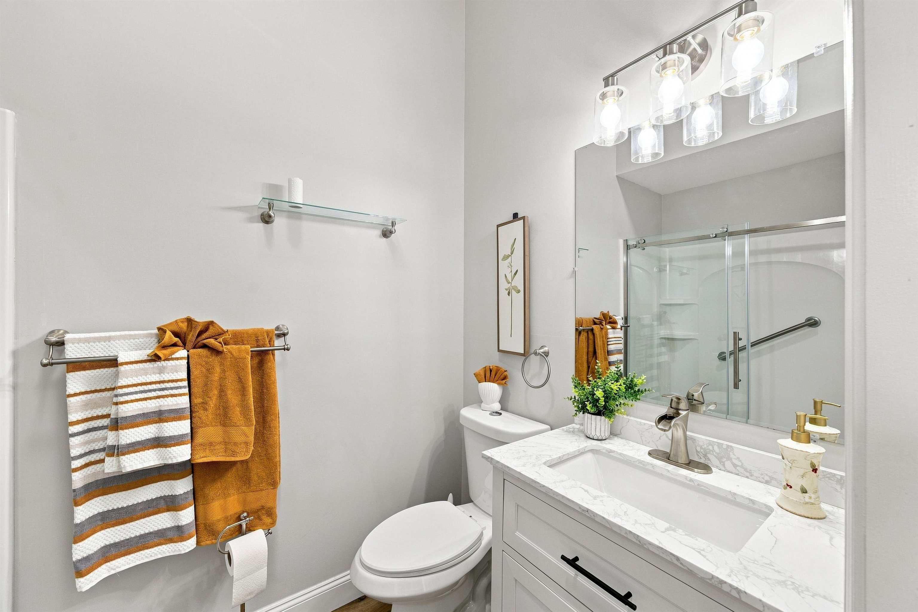 12 Cross Street Property Photo 22