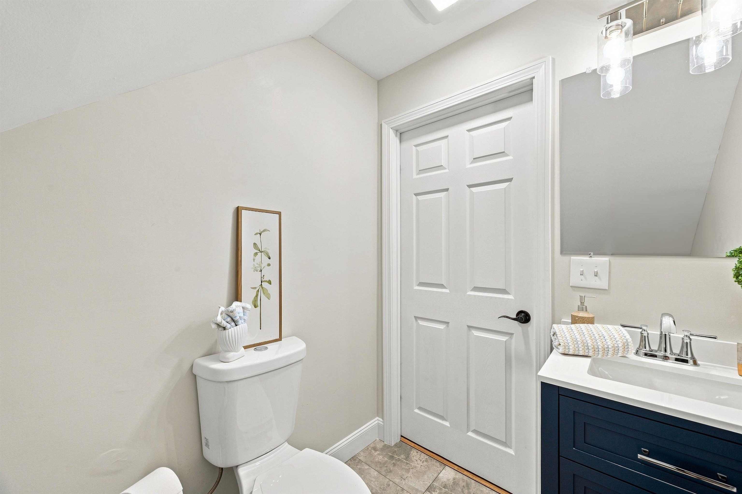 12 Cross Street Property Photo 26