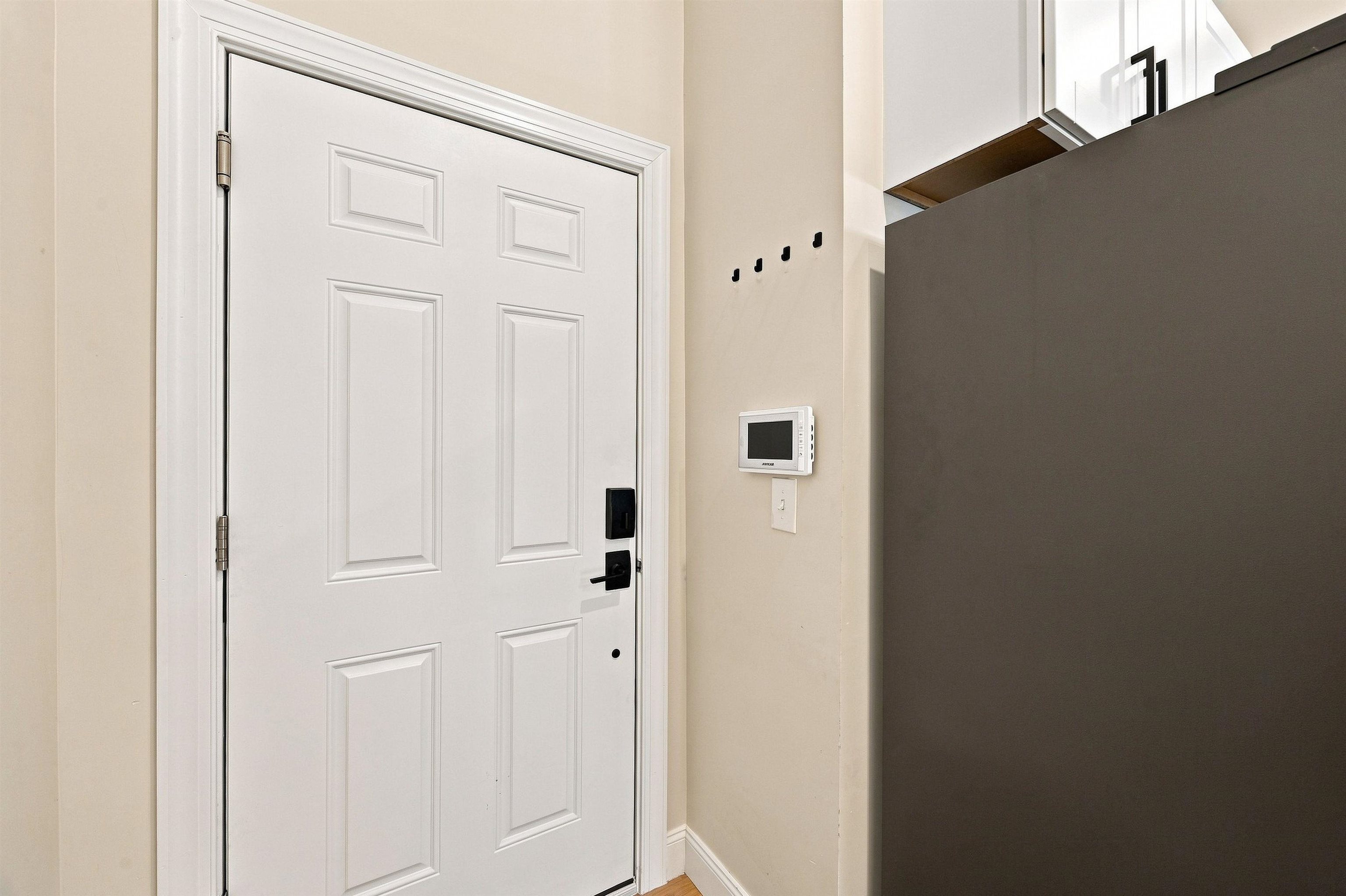 12 Cross Street Property Photo 32