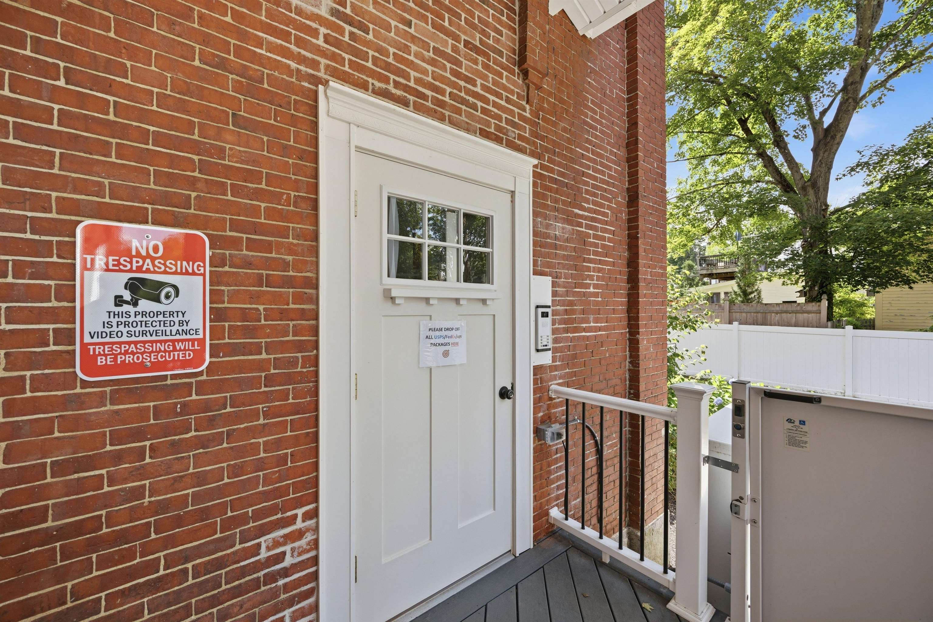 12 Cross Street Property Photo 34