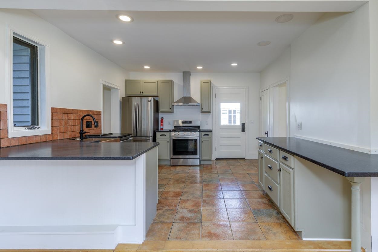 17 Clarke Street Property Photo 15