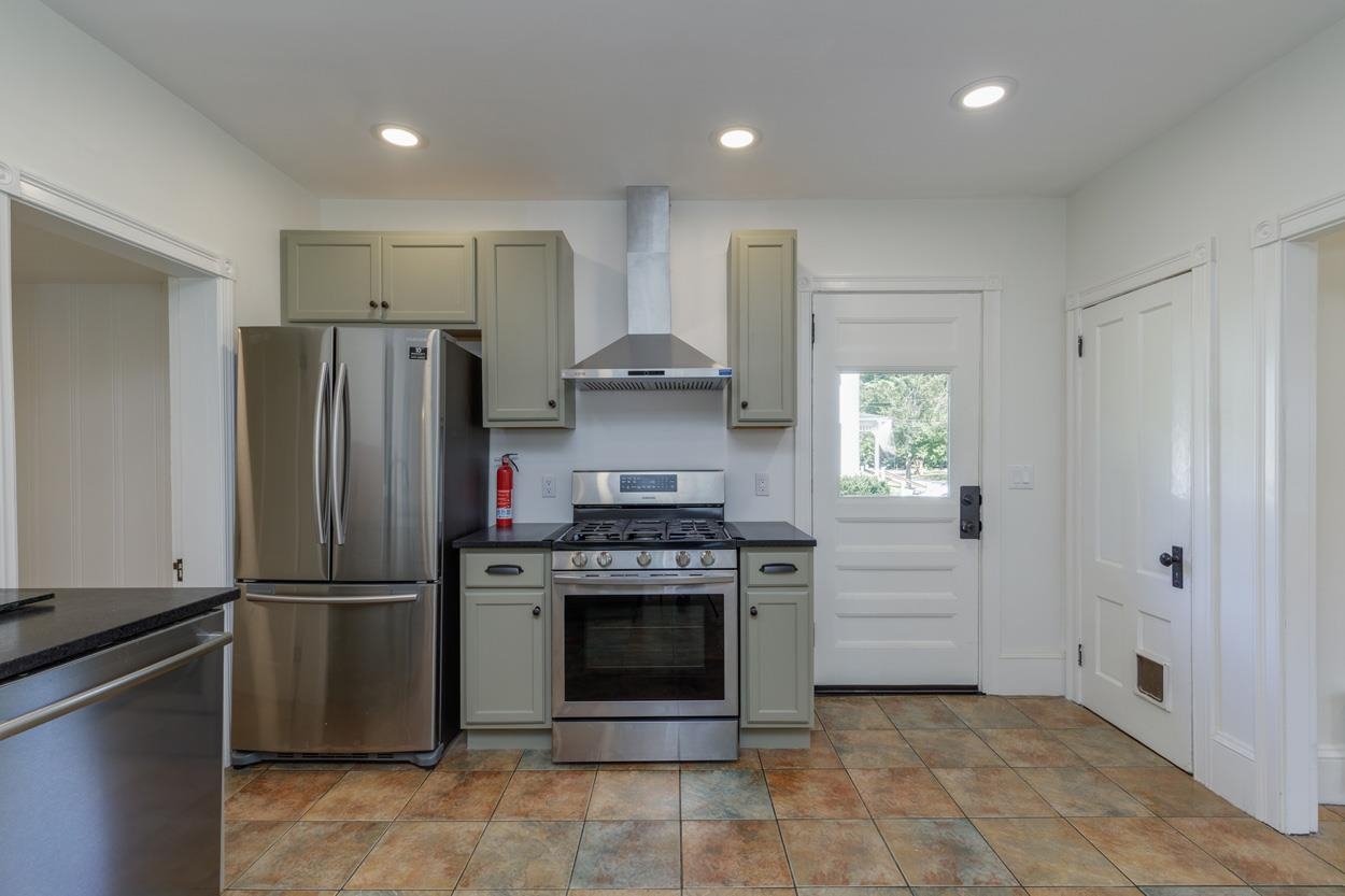 17 Clarke Street Property Photo 16