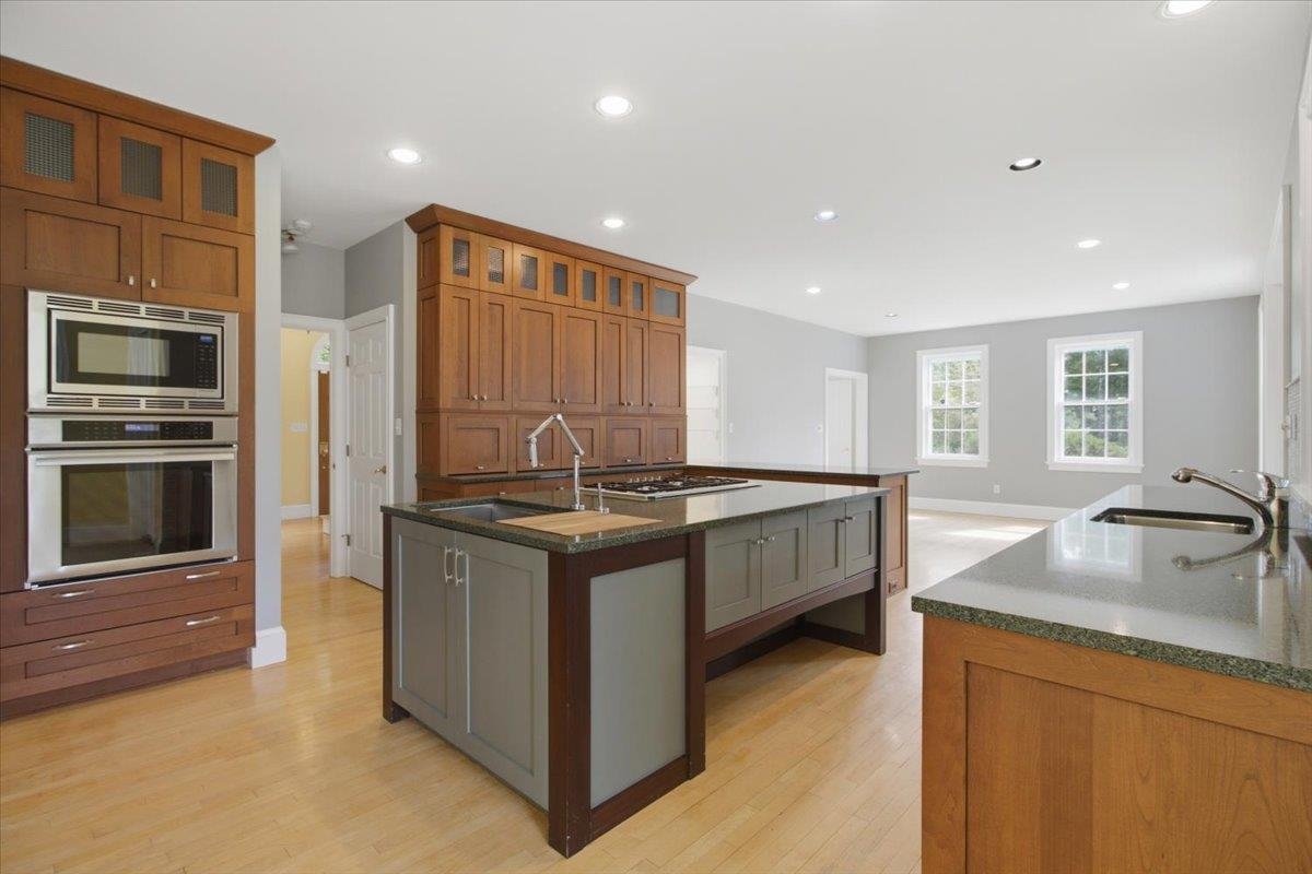 601 Riverbend Drive Property Photo 12