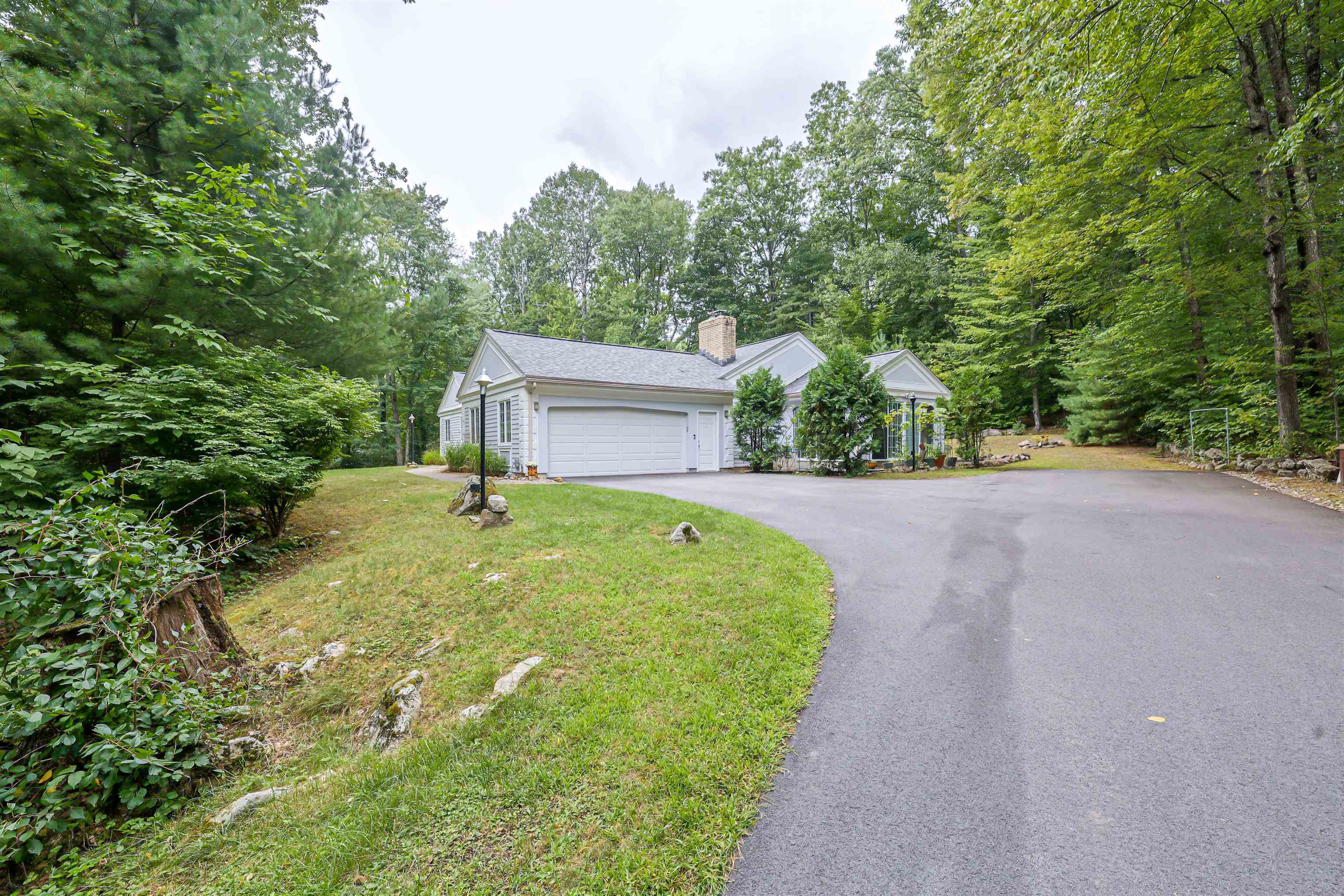 20 Buttonwood Road Property Photo 2