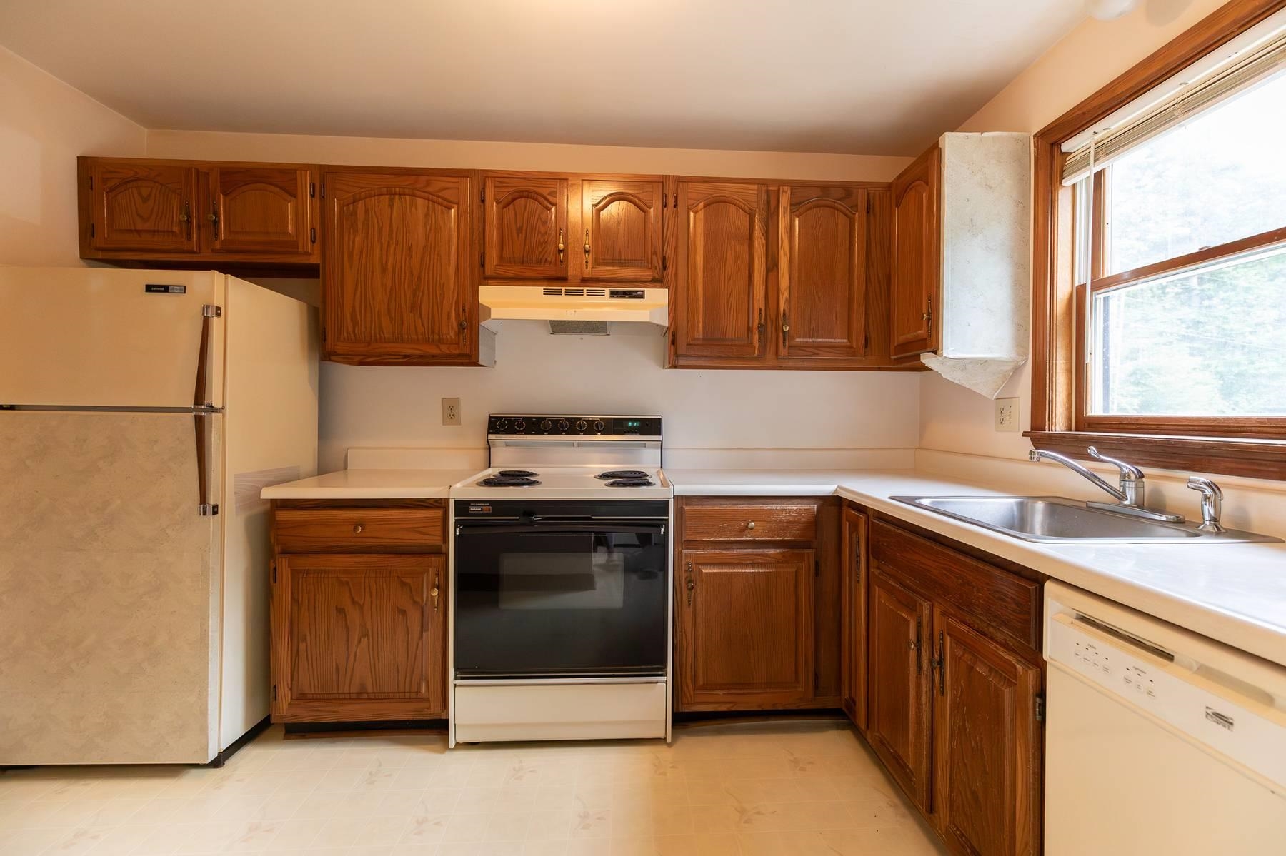 1400 Turnpike Road Property Photo 4
