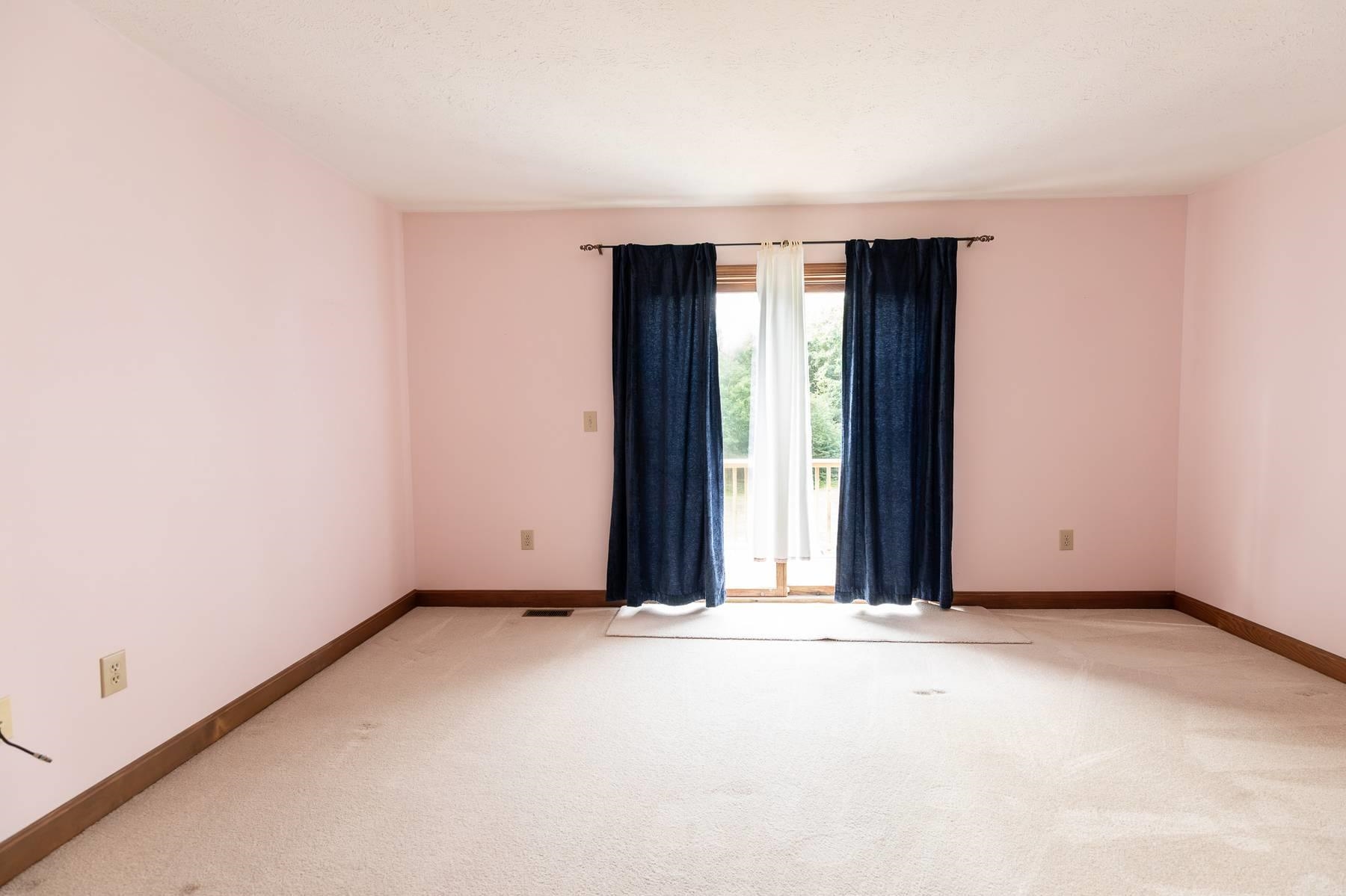 1400 Turnpike Road Property Photo 27