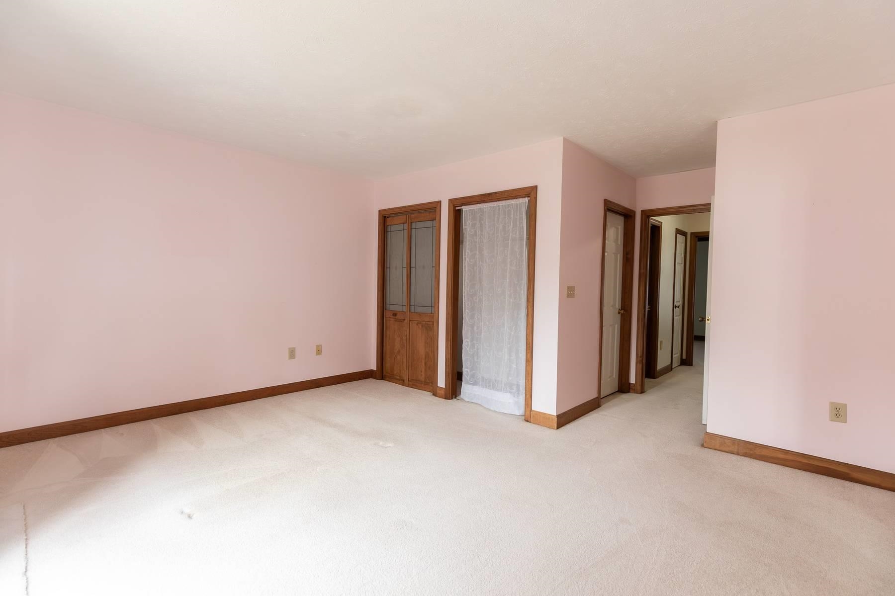 1400 Turnpike Road Property Photo 30
