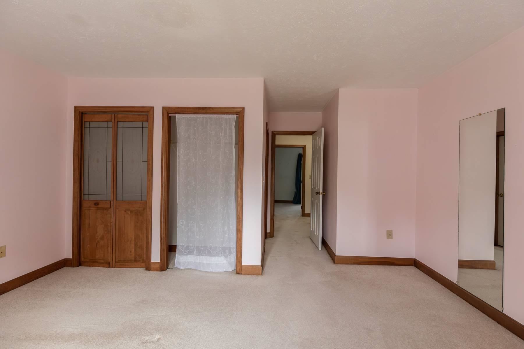 1400 Turnpike Road Property Photo 31
