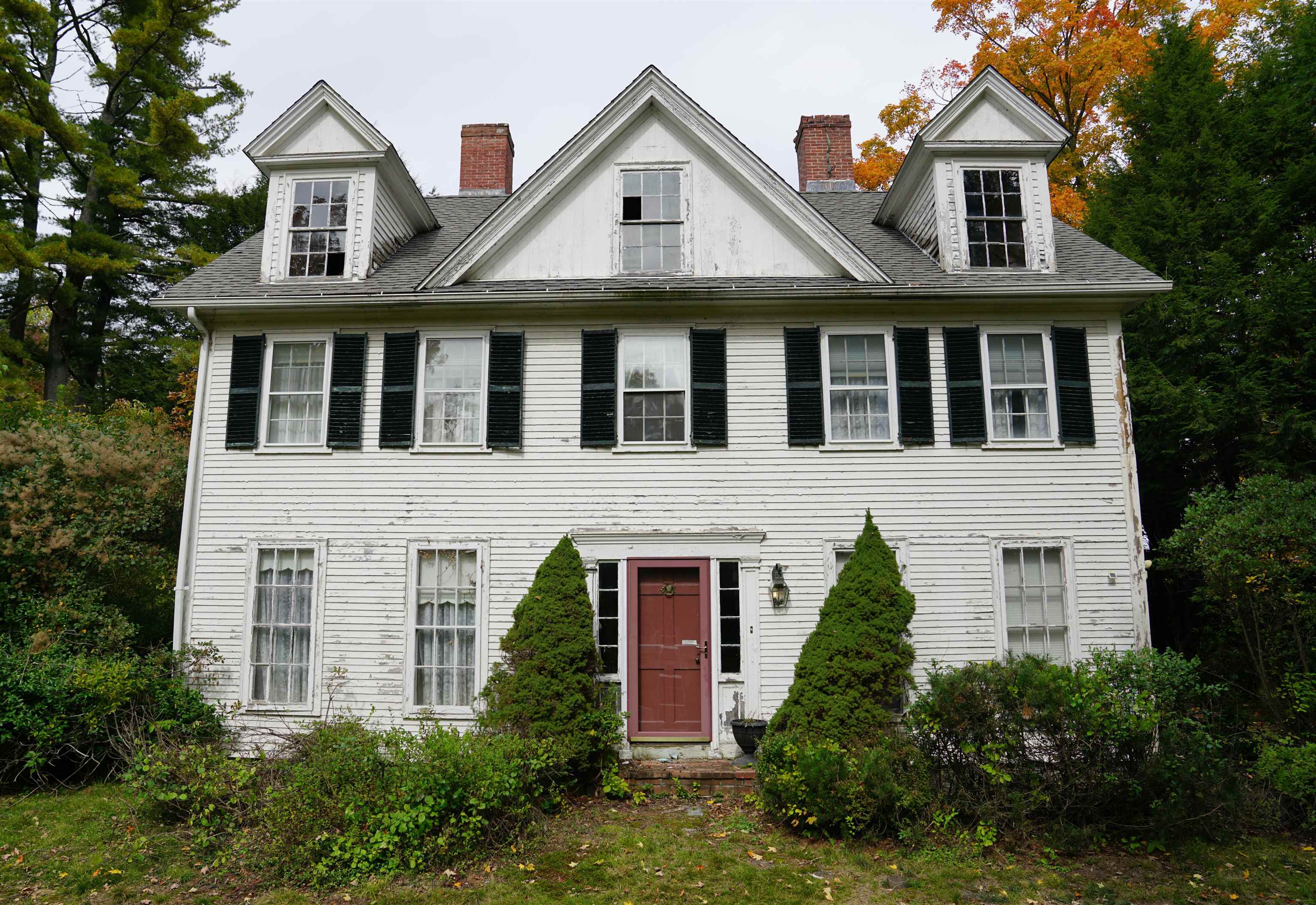 5 Old Jaffrey Road Property Photo 1