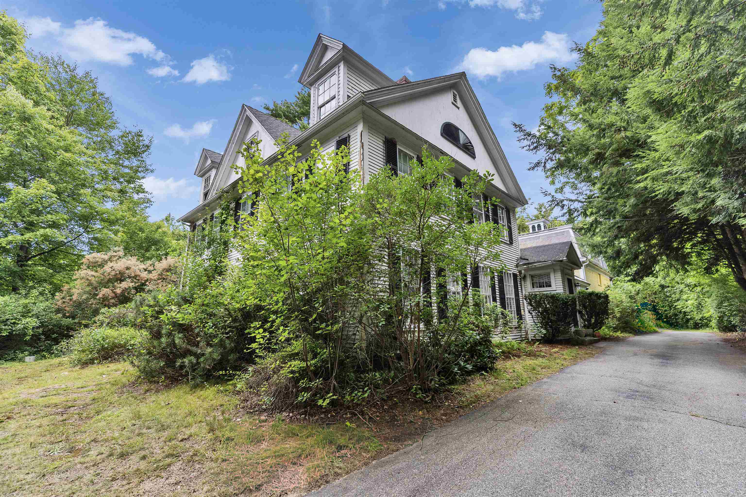 5 Old Jaffrey Road Property Photo 3