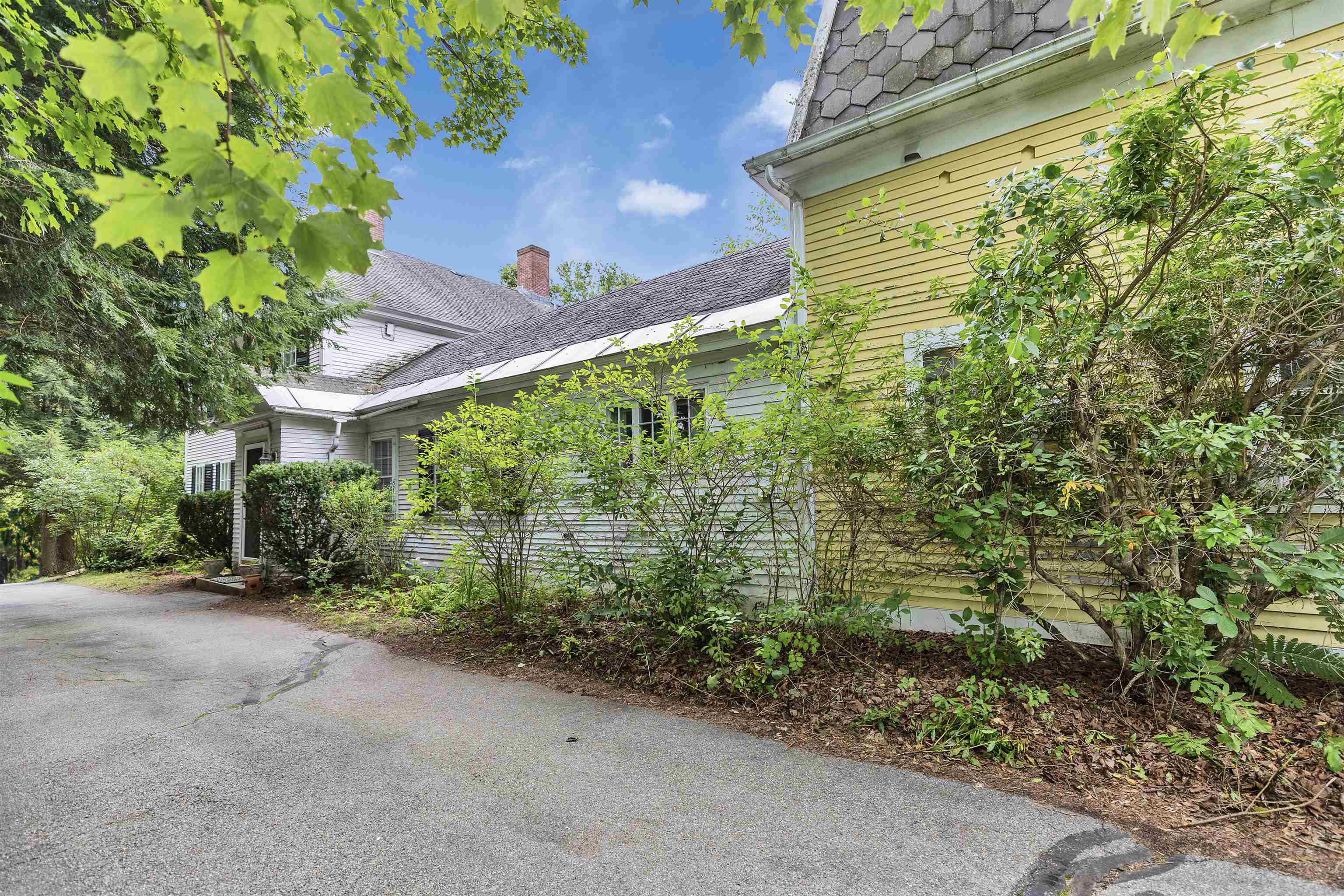 5 Old Jaffrey Road Property Photo 6