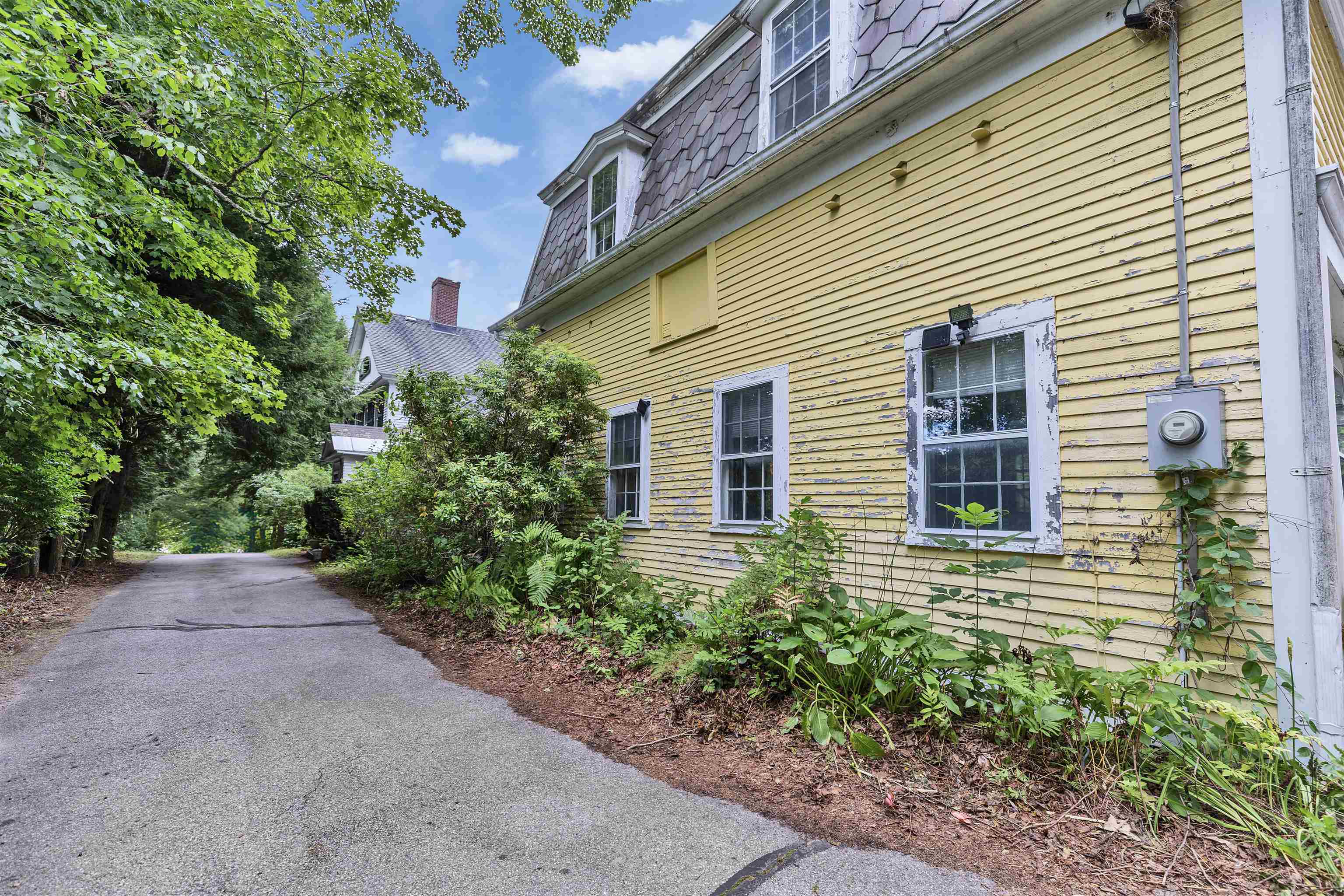 5 Old Jaffrey Road Property Photo 7