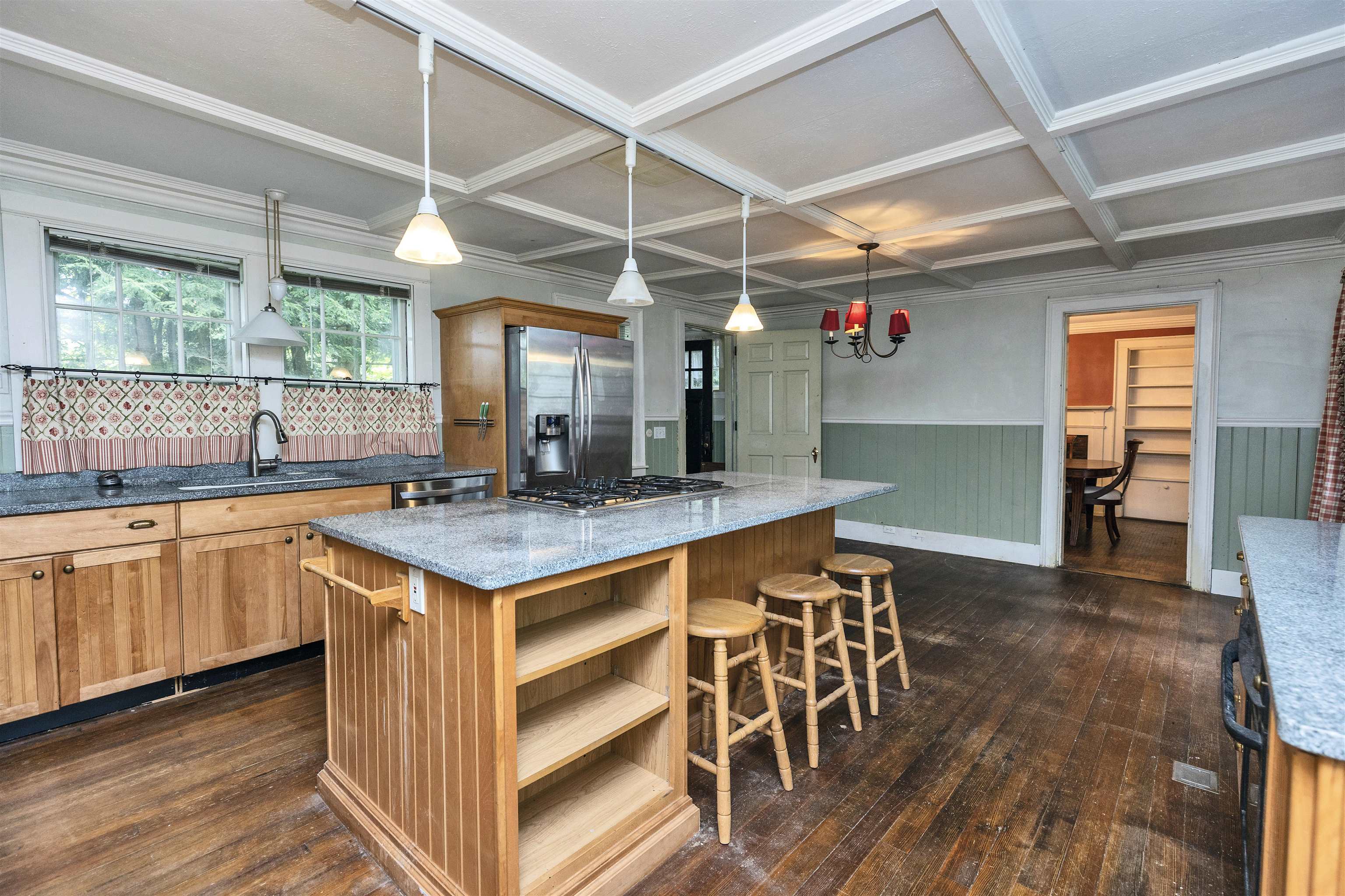 5 Old Jaffrey Road Property Photo 13