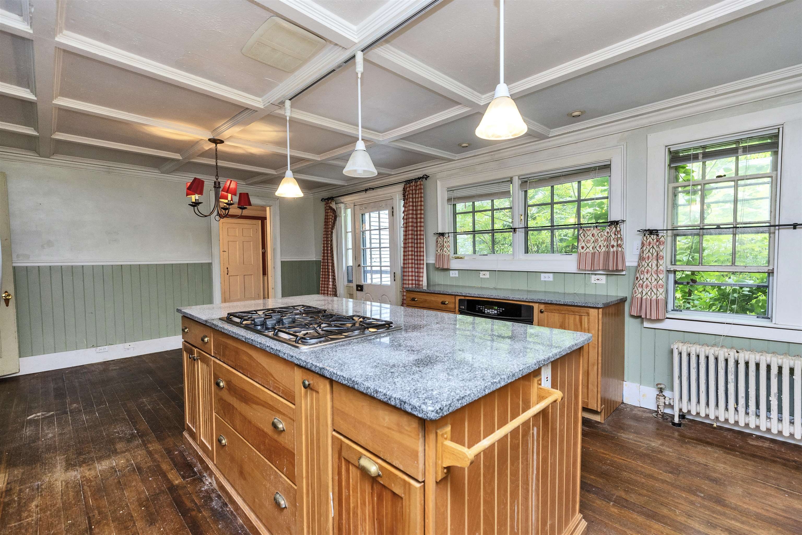 5 Old Jaffrey Road Property Photo 14