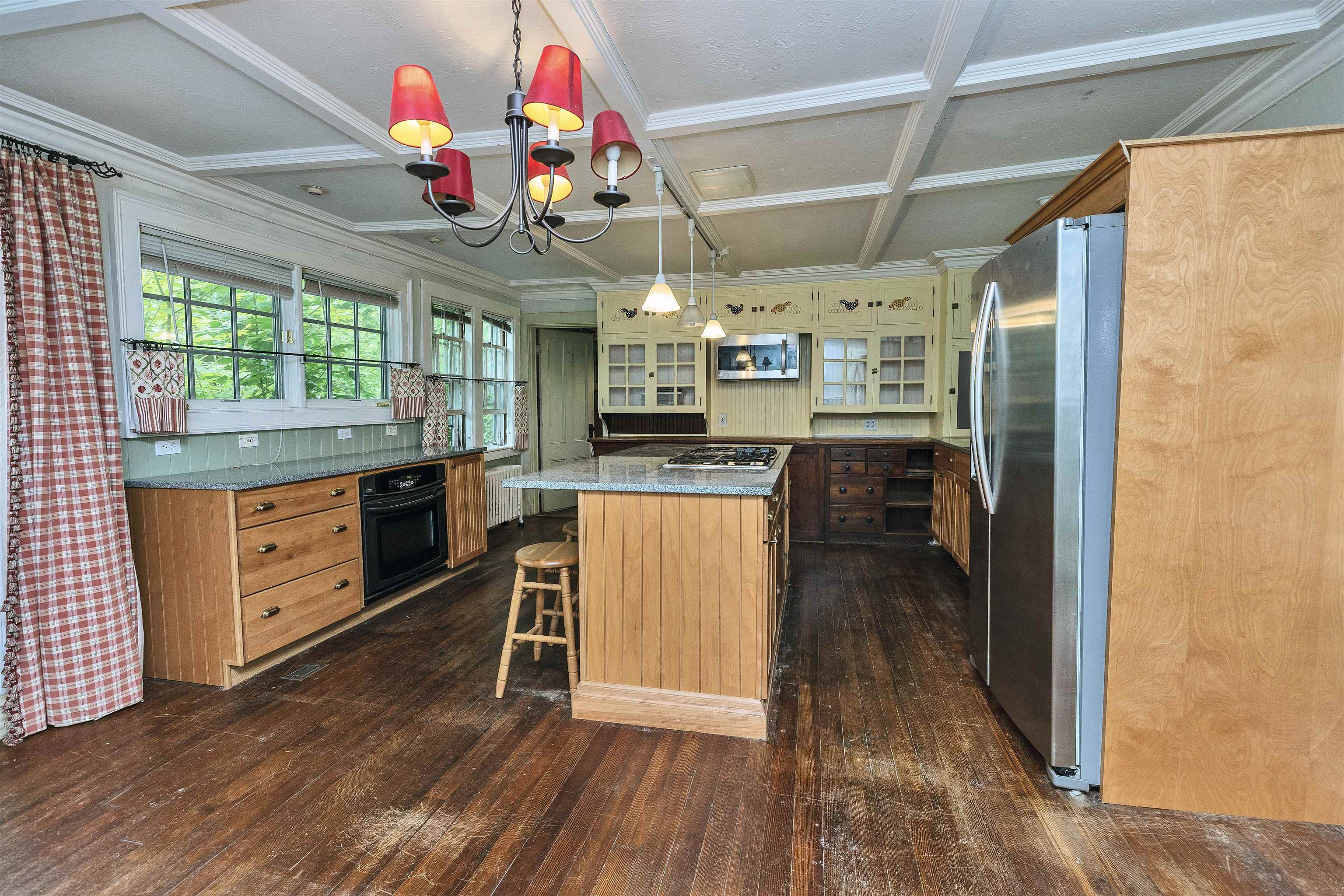 5 Old Jaffrey Road Property Photo 18