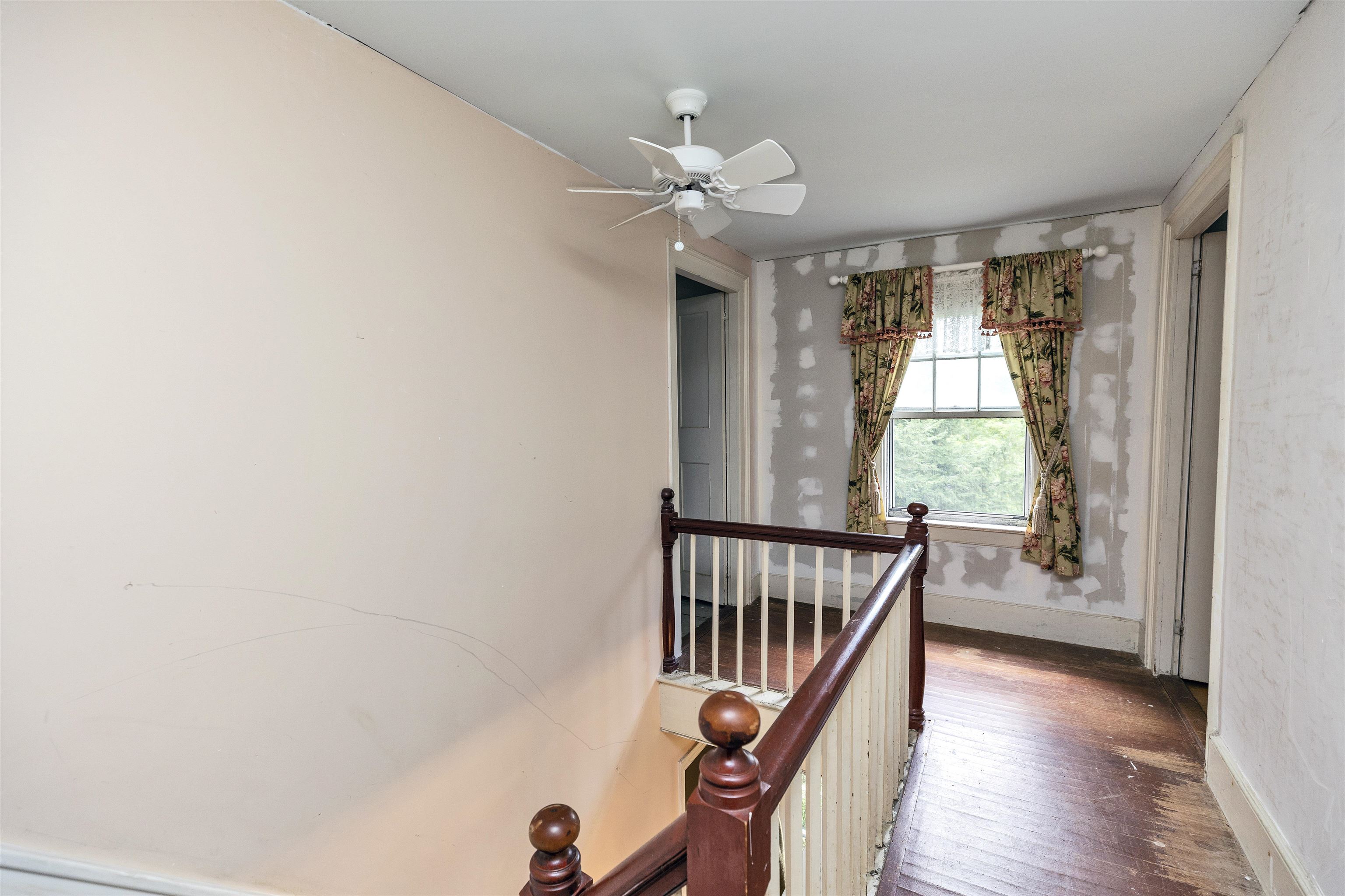 5 Old Jaffrey Road Property Photo 32