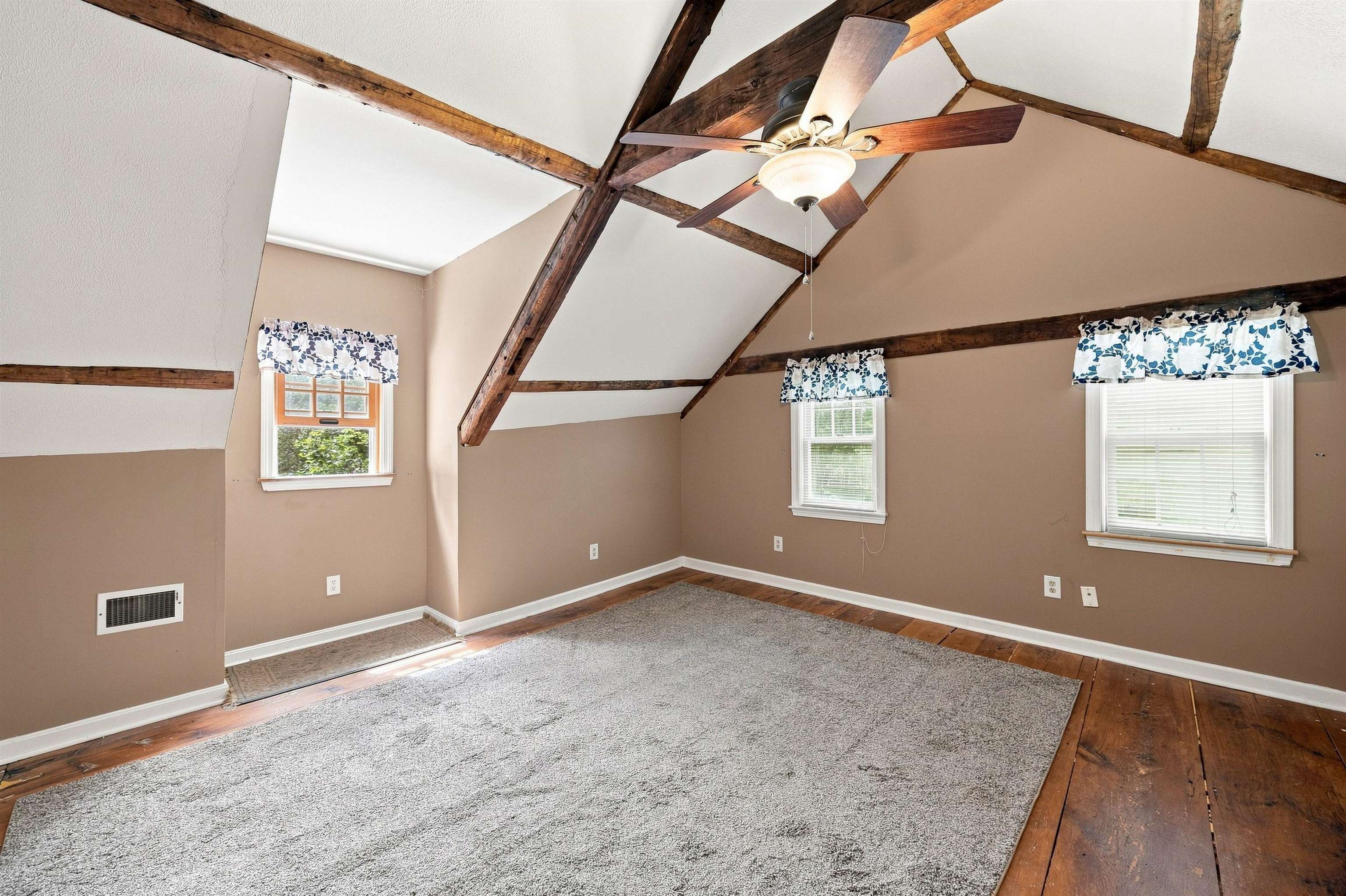 692 Belknap Mountain Road Property Photo 37