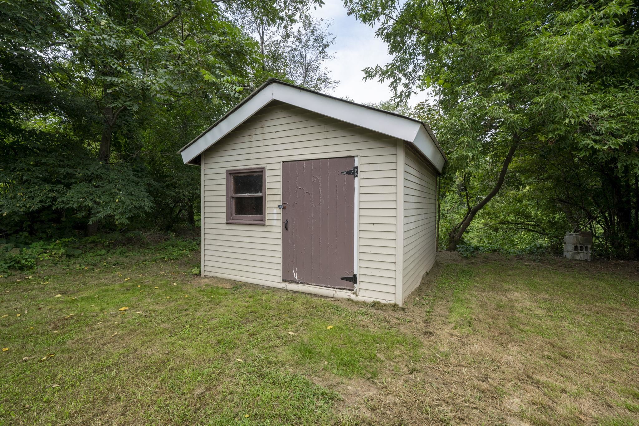 13 Fairbanks Road Property Photo 8