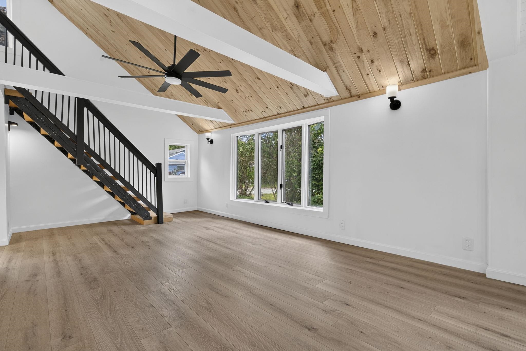 13 Fairbanks Road Property Photo 13