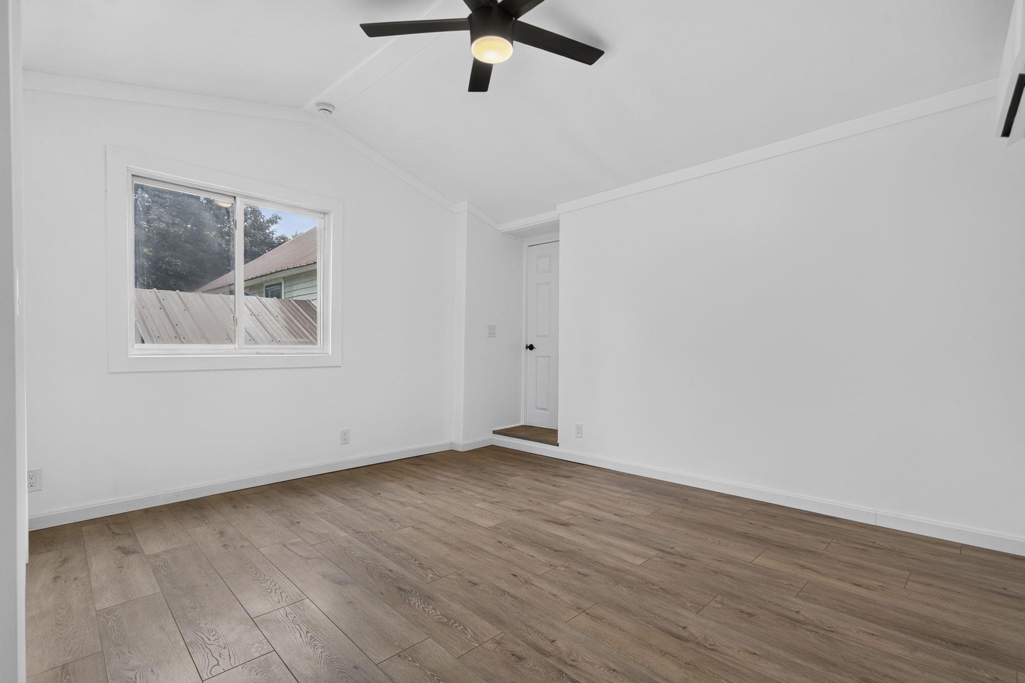 13 Fairbanks Road Property Photo 28