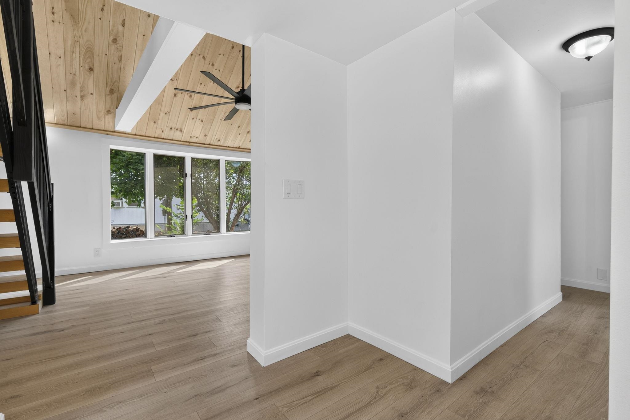 13 Fairbanks Road Property Photo 35