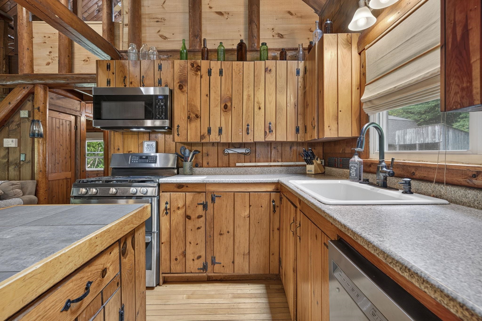220 Hill Road Property Photo 16