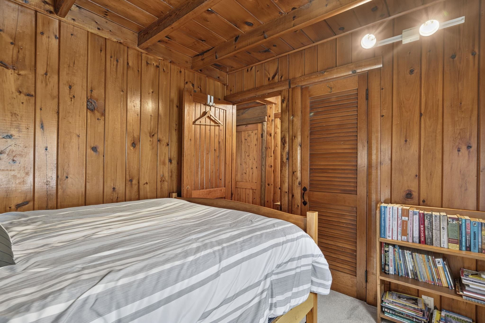 220 Hill Road Property Photo 22