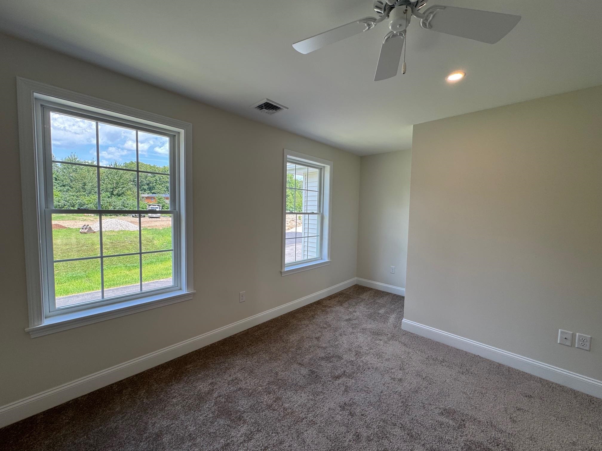Unit 7 Violette Drive Property Photo 35