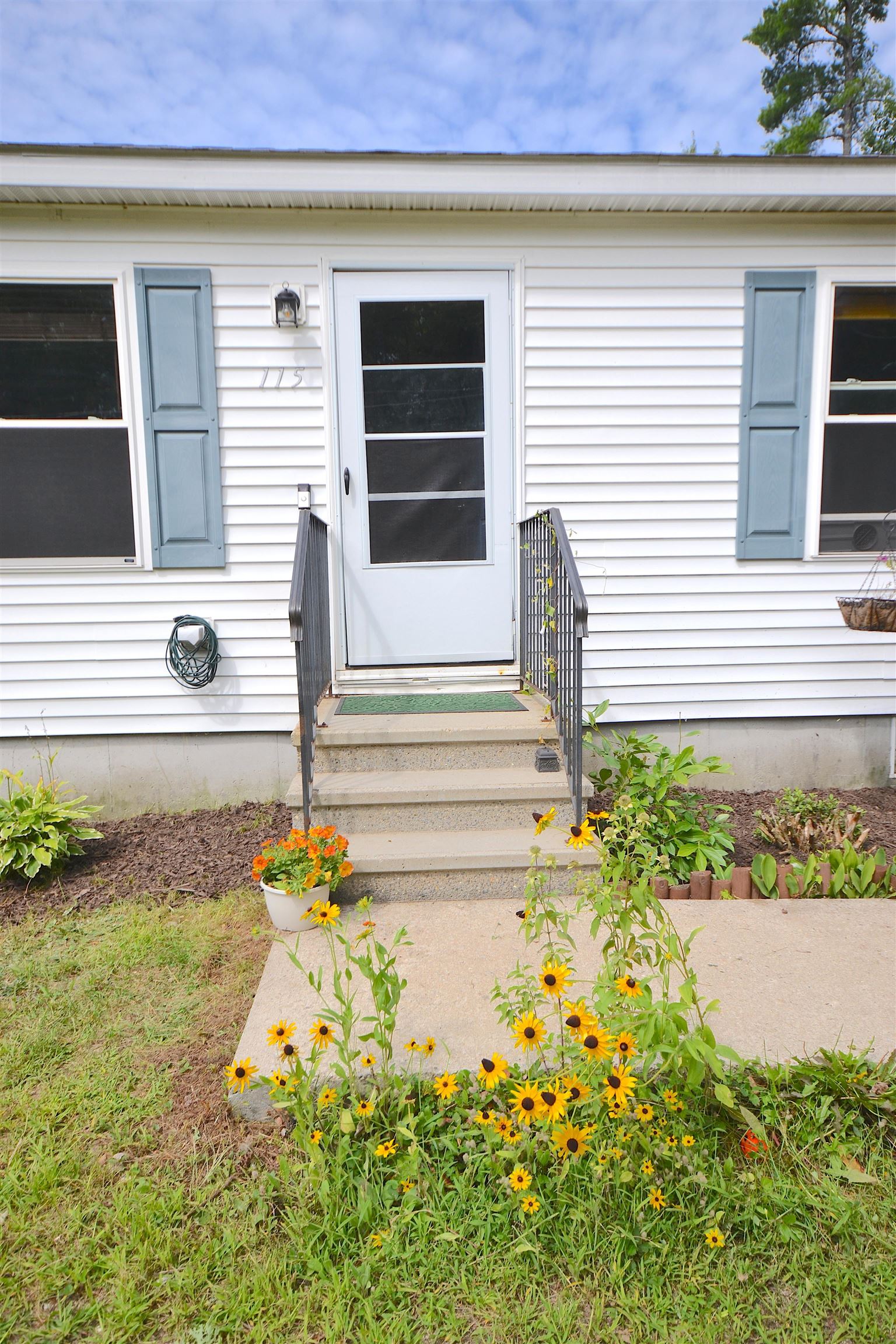 115 Weona Drive Property Photo 11