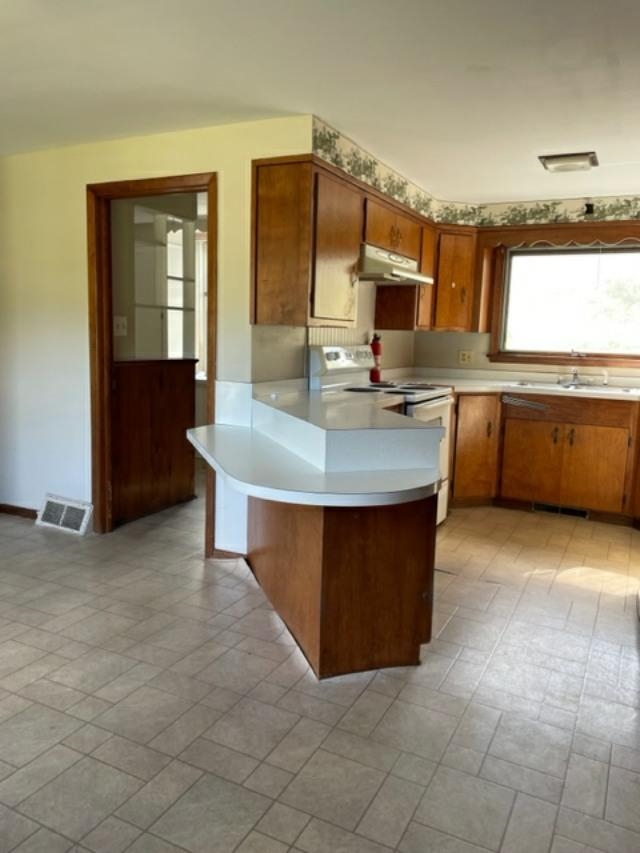 1957 Memorial Drive Property Photo 14