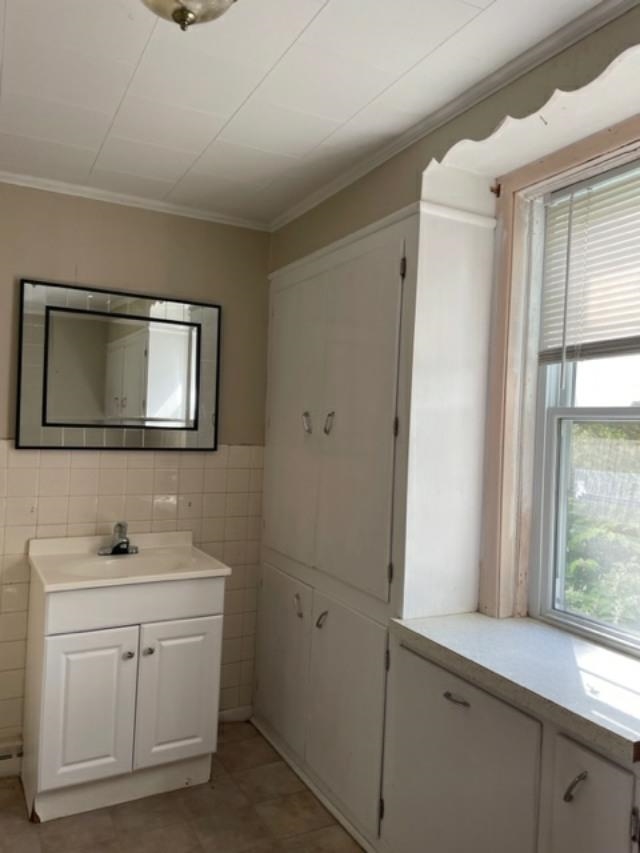 1957 Memorial Drive Property Photo 17