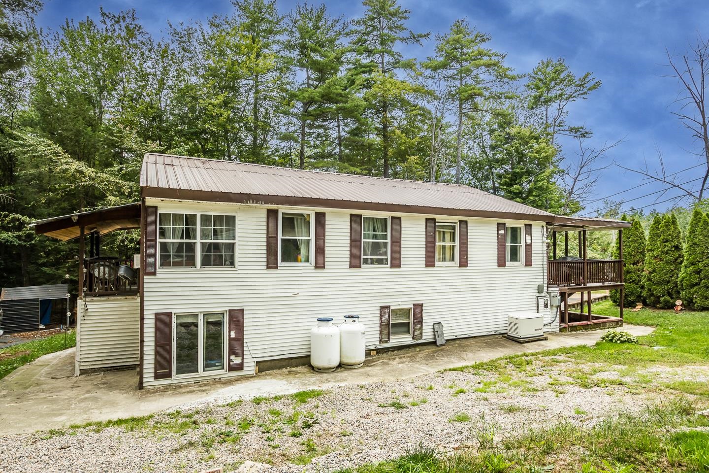 75 Old Rochester Road Property Photo 2