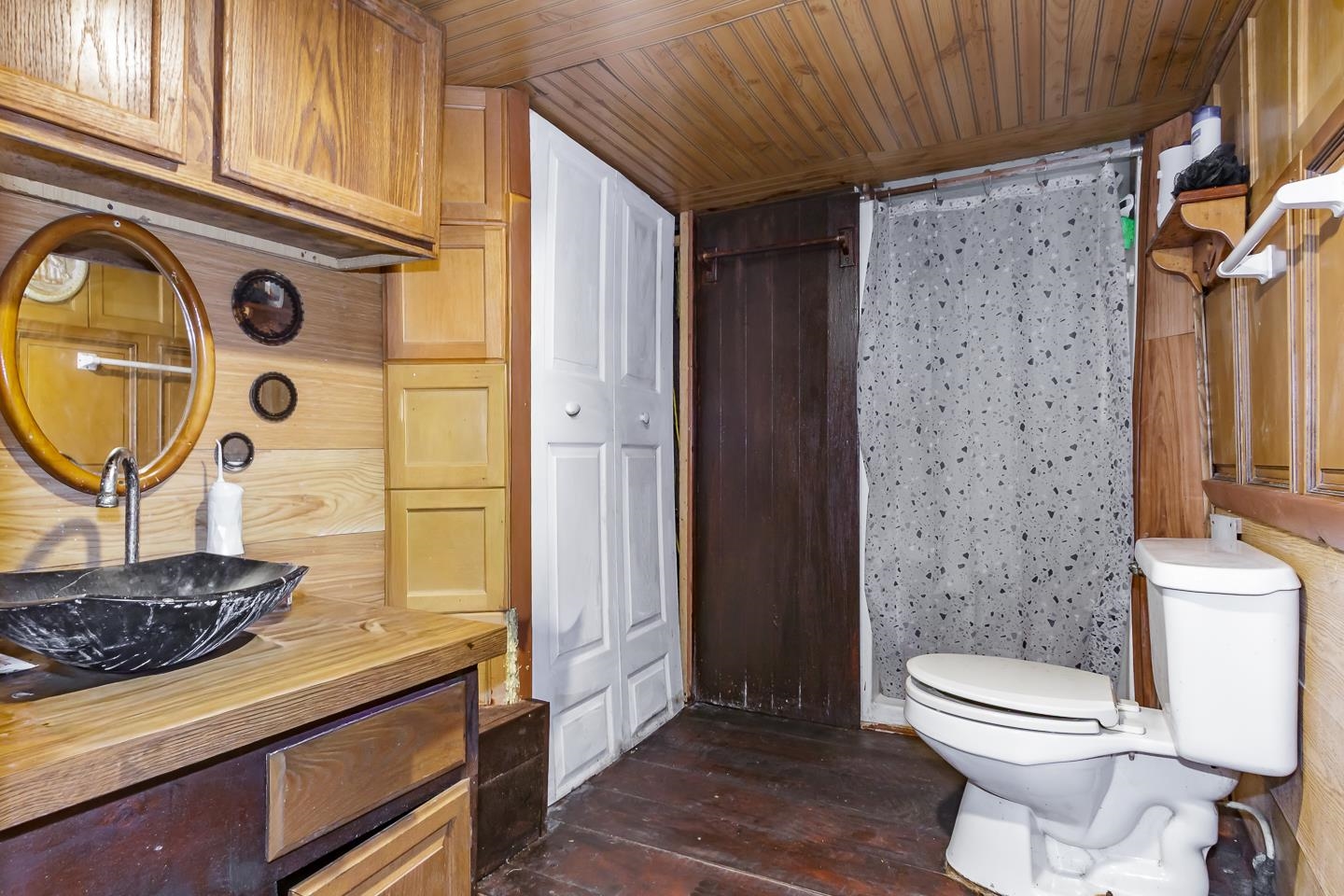 75 Old Rochester Road Property Photo 8